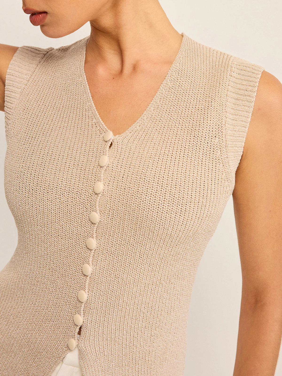 Knitted V-Neck Buttoned Vest - Wholesalesil