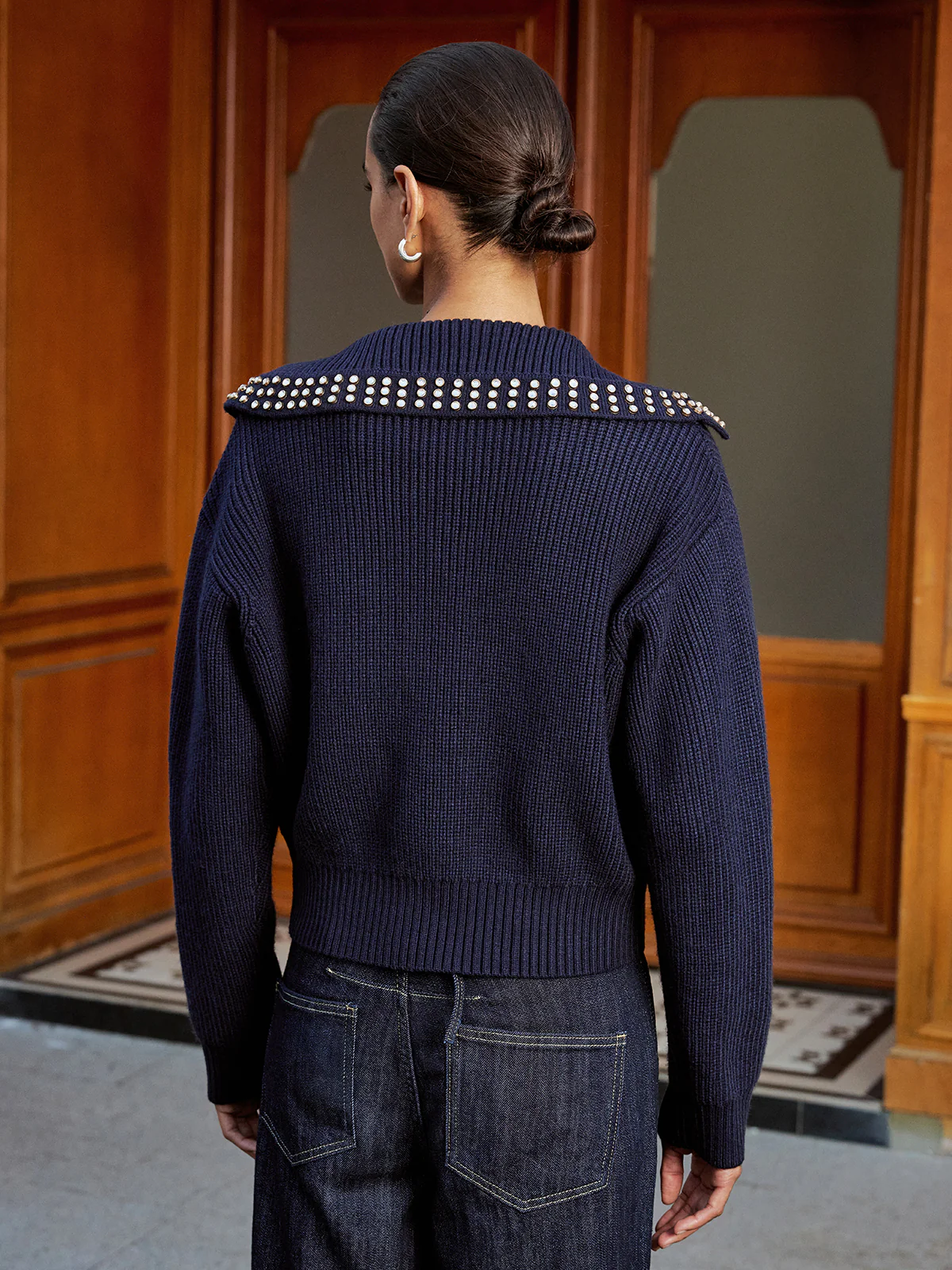 Studded Collar Wool Blend V-Neck Sweater - Wholesalesil