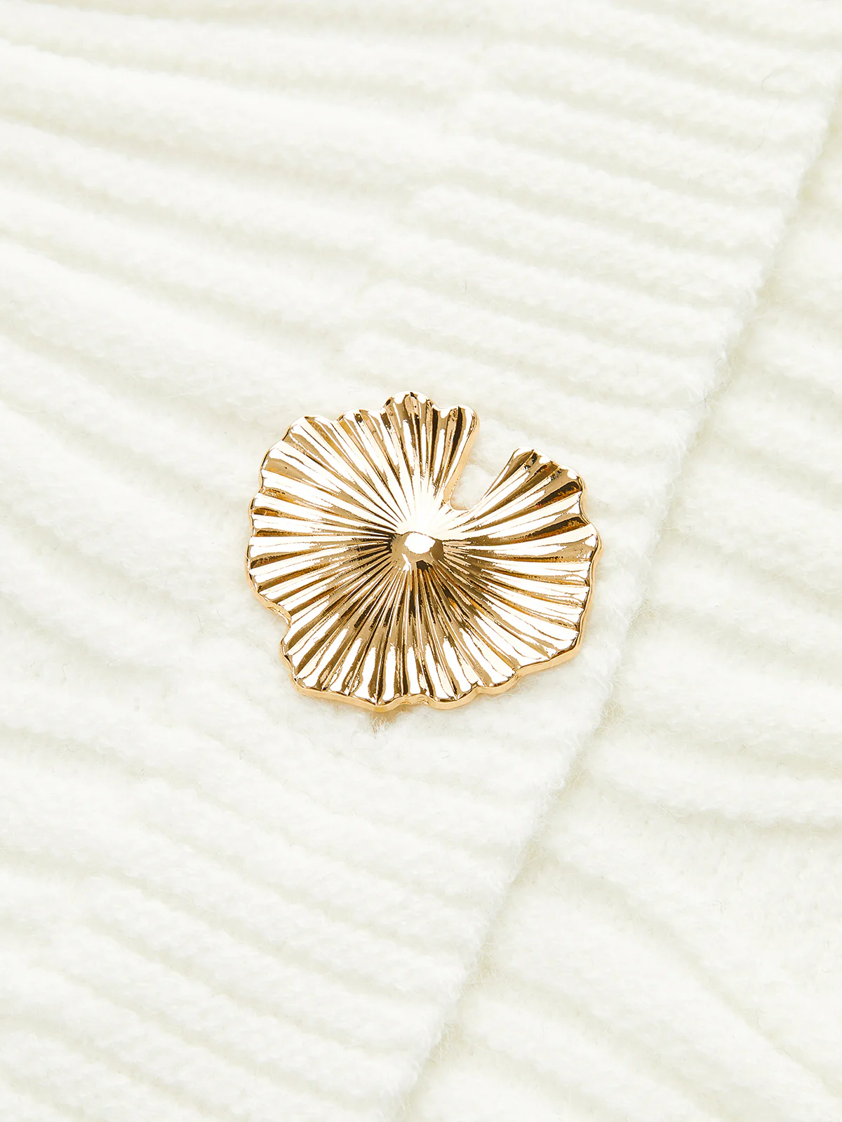 Metal Button Textured Knit Cardigan - Wholesalesil