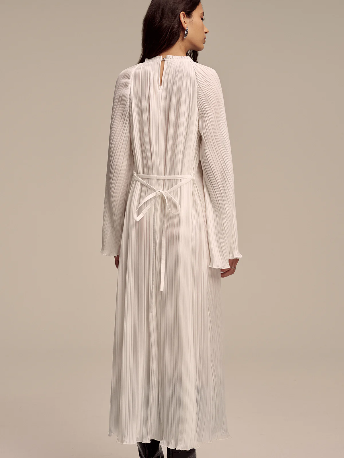 Metal Collar Pleated Long-Sleeve Maxi Dress - Wholesalesil