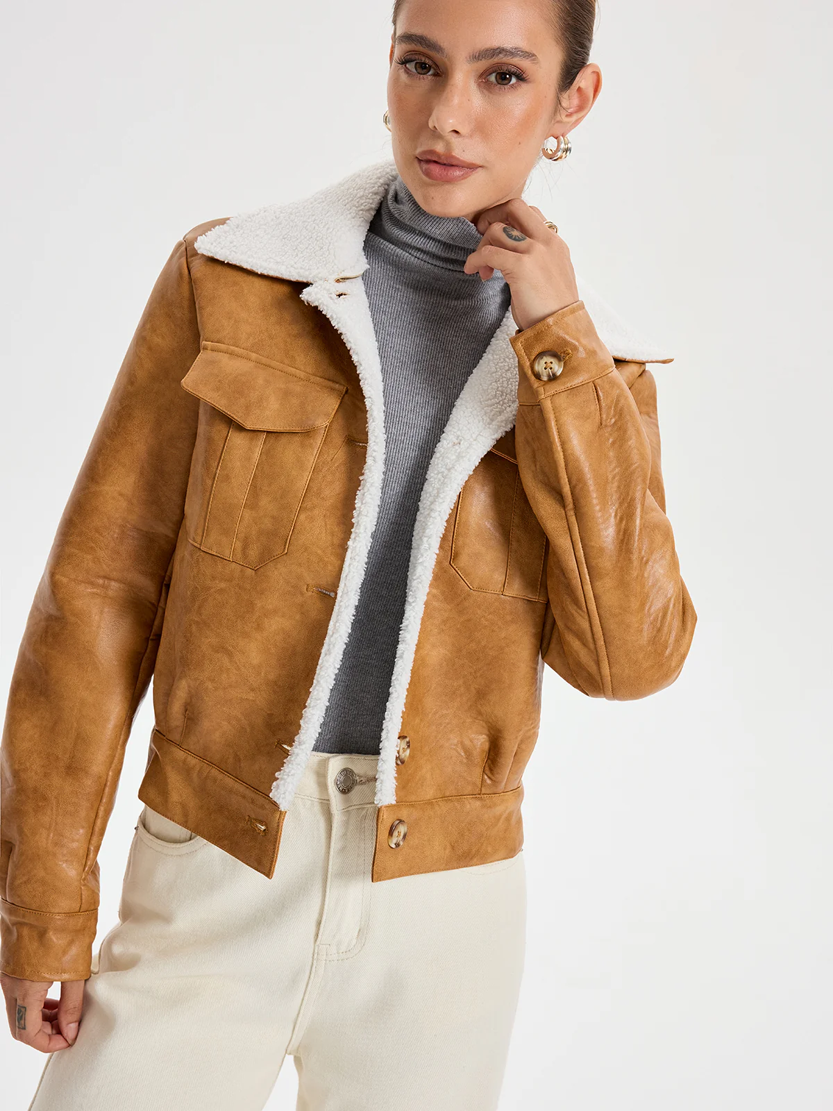 Single-breasted Shearling Jacket with Front Pockets - Wholesalesil