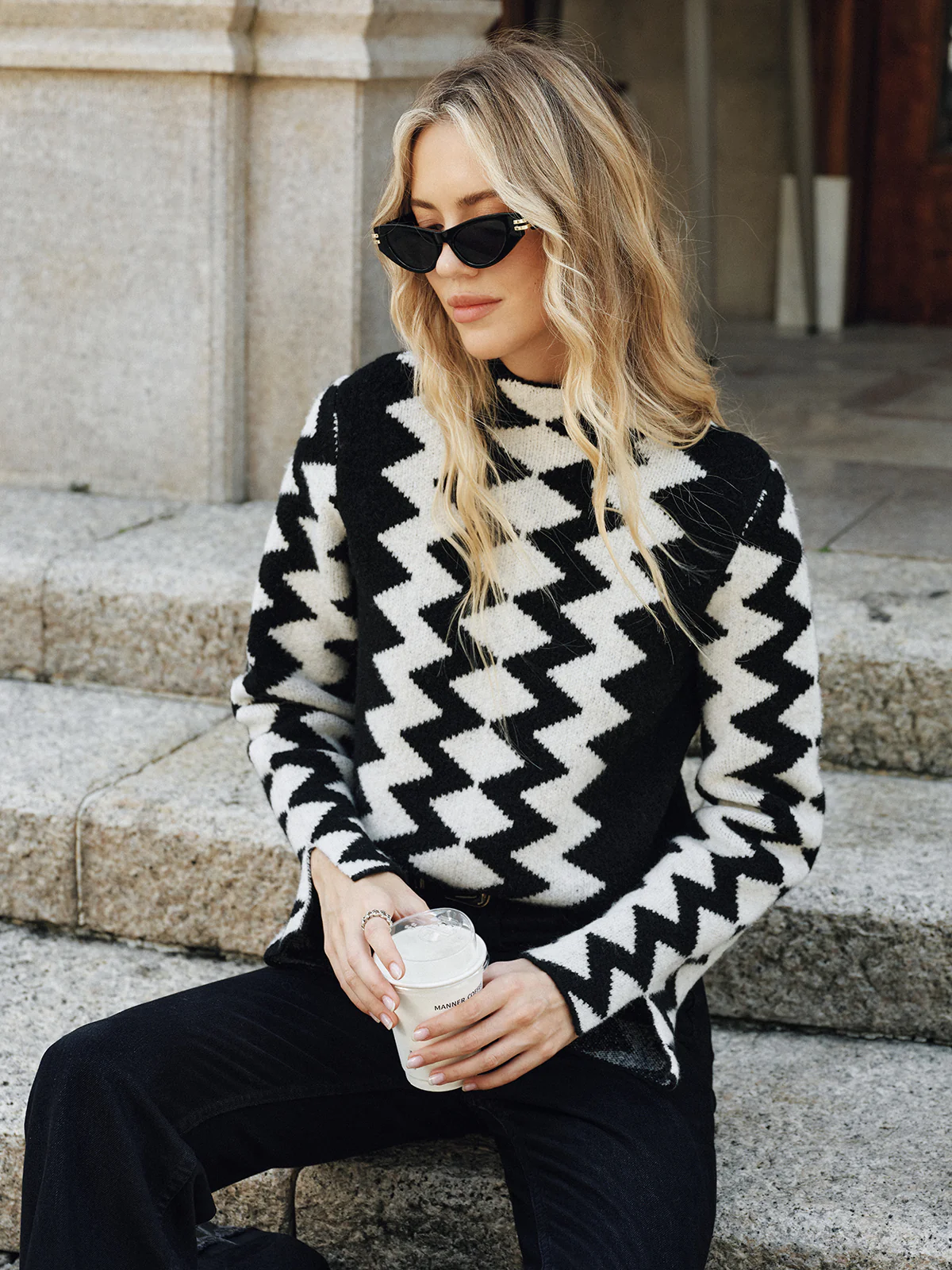 Chevron Pattern Mock Neck Knit Sweater - Wholesalesil