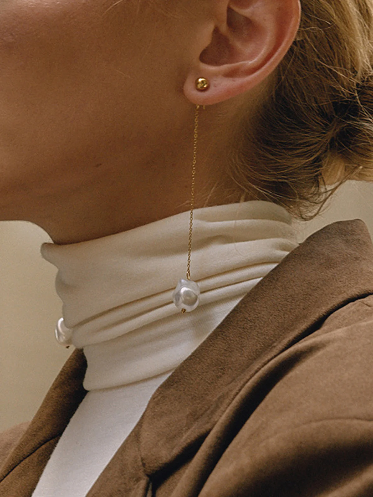 Baroque Pearl Golden Chain Drop Earring - Wholesalesil