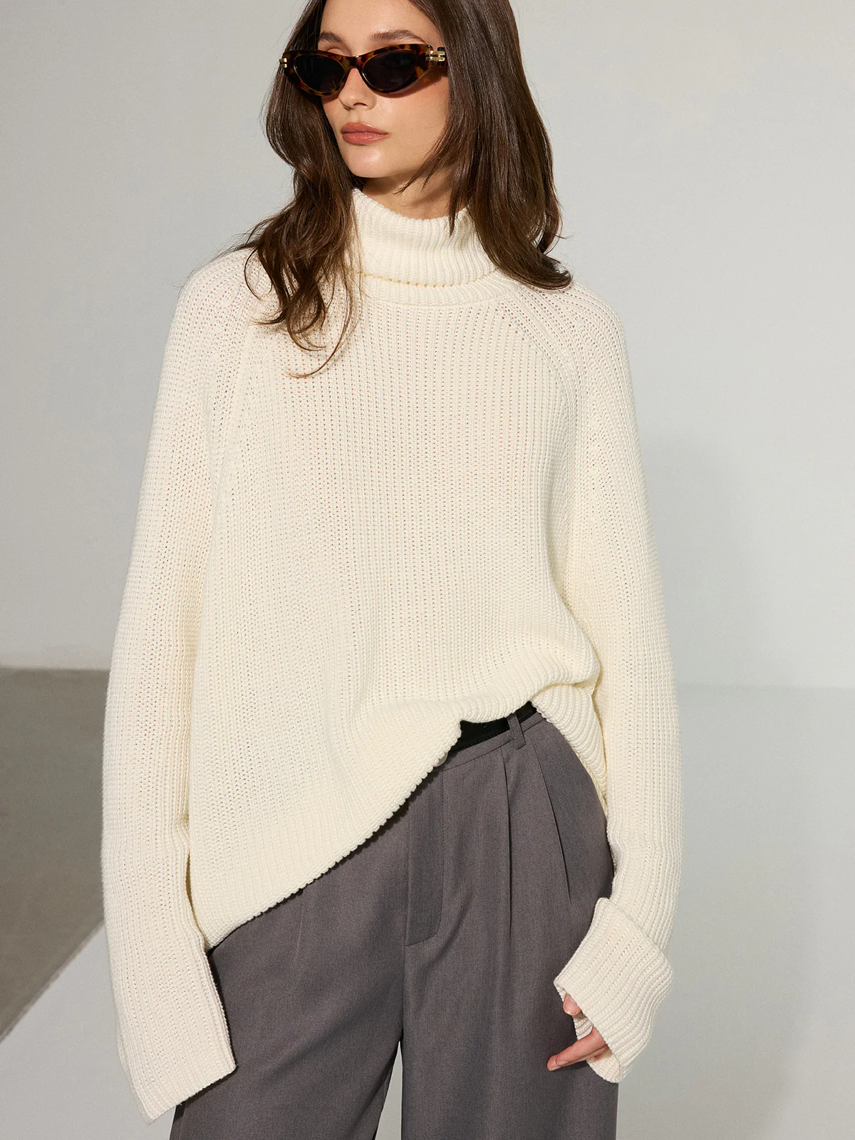 Oversized Backless Turtleneck Sweater - Wholesalesil