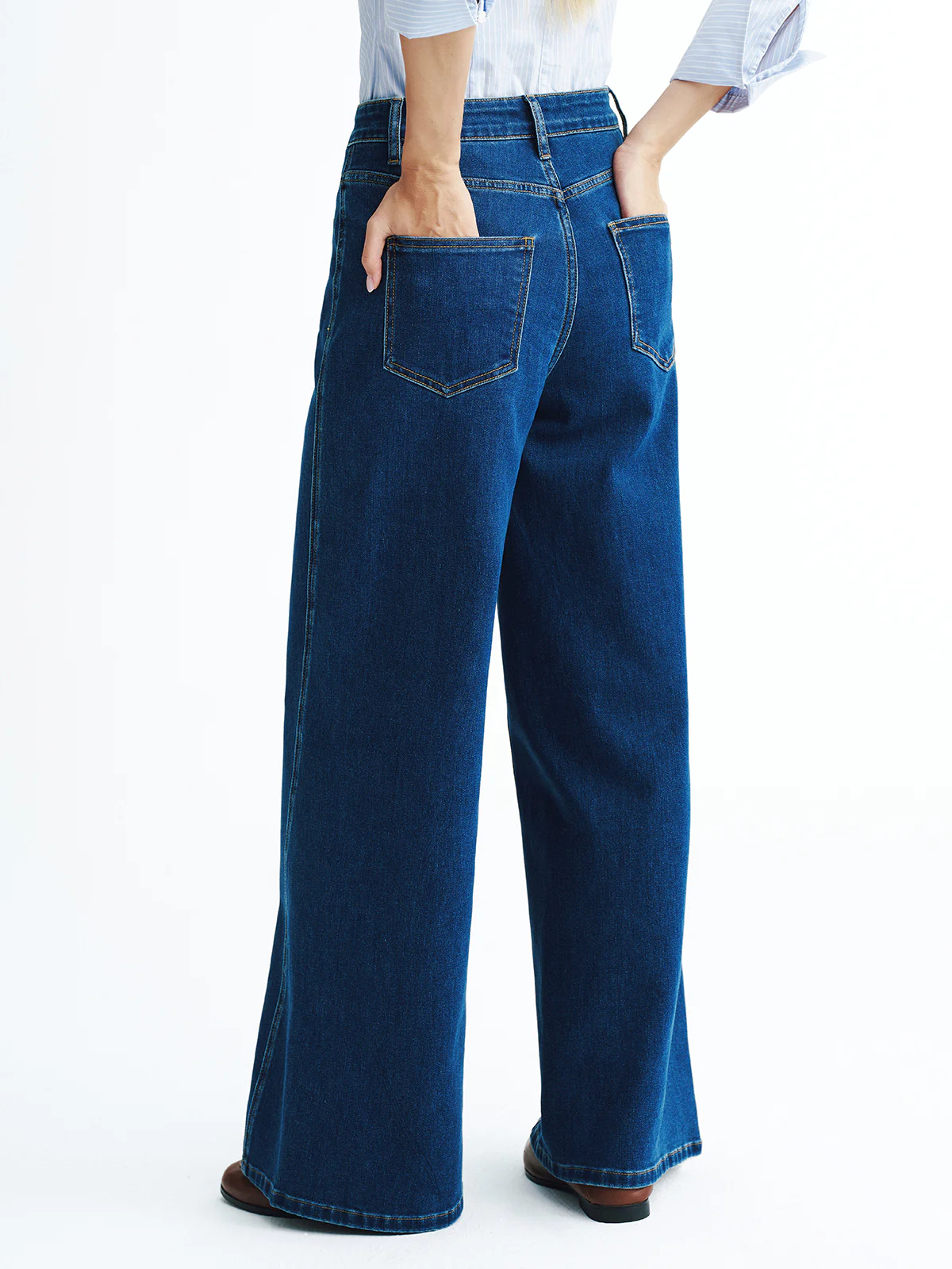 High-Waisted Denim Wide-Leg Jeans - Wholesalesil