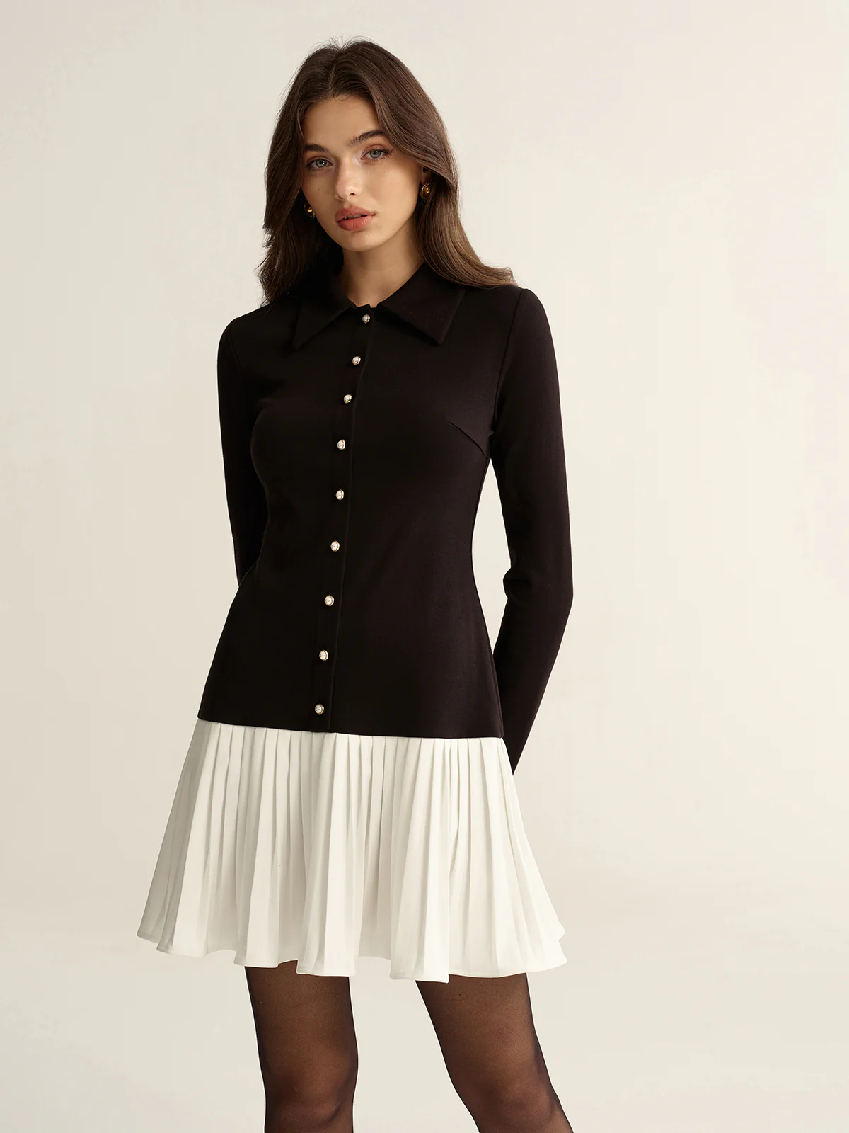 Contrast Pleated Hem Collared Mini Dress - Wholesalesil