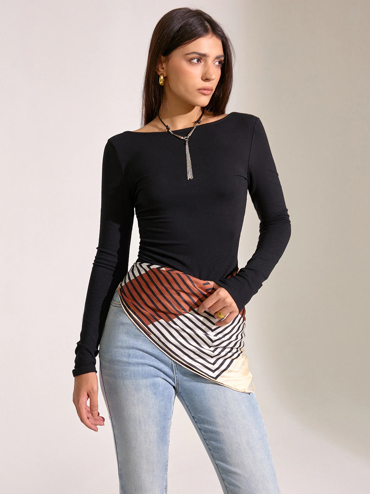 Long Sleeve Lace Backless T-Shirt - Wholesalesil