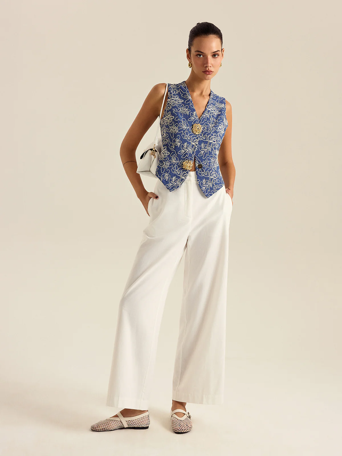 Floral Embroidered Vest - Wholesalesil