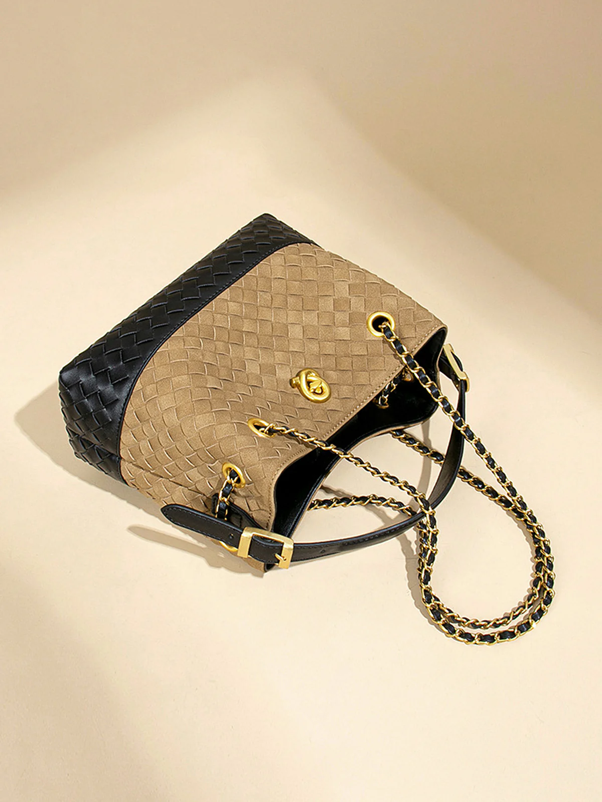 Two-Tone Woven Hobo Bag - Wholesalesil