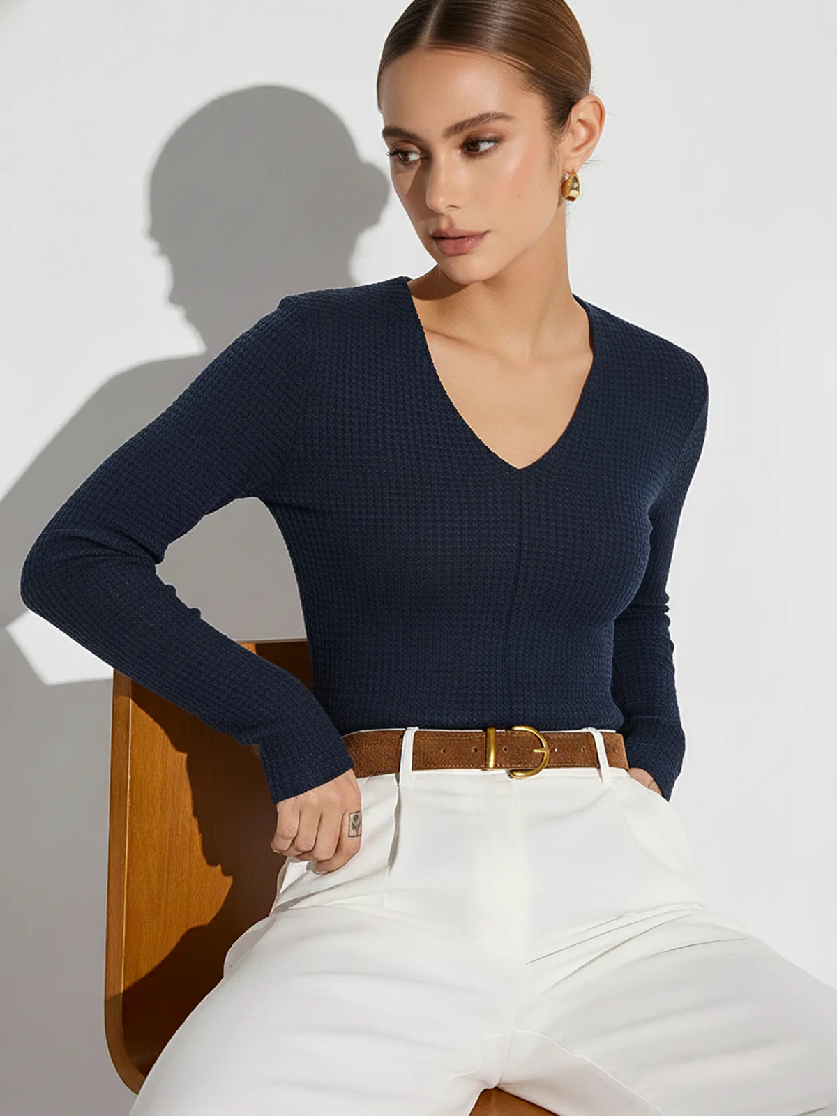 V-Neck Textured Knit Fitted Long-Sleeve Top - Wholesalesil