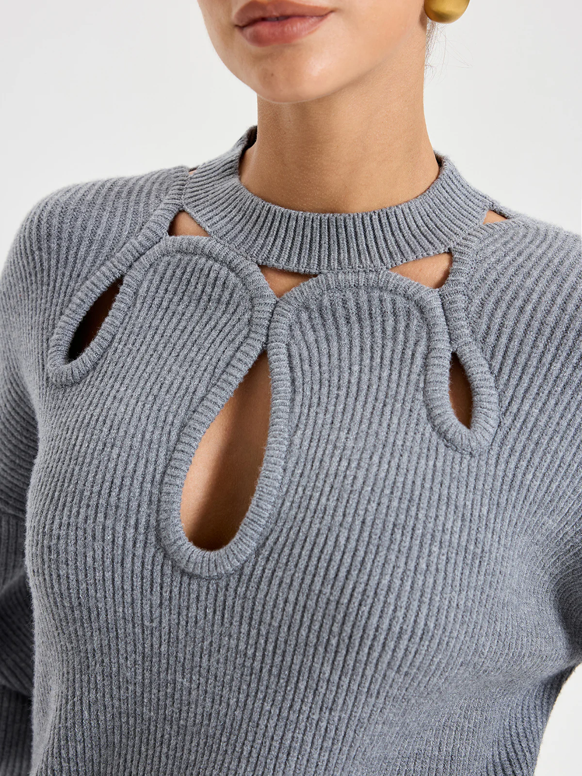 Cut-Out Knit Sweater - Wholesalesil