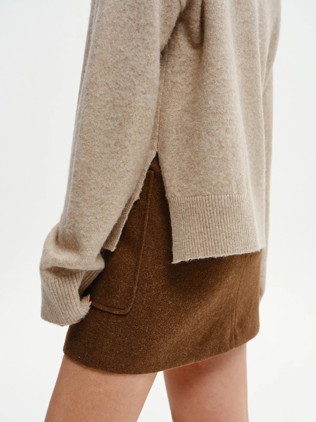 Wool-Blend V-Neck Sweater with Side Slit - Wholesalesil