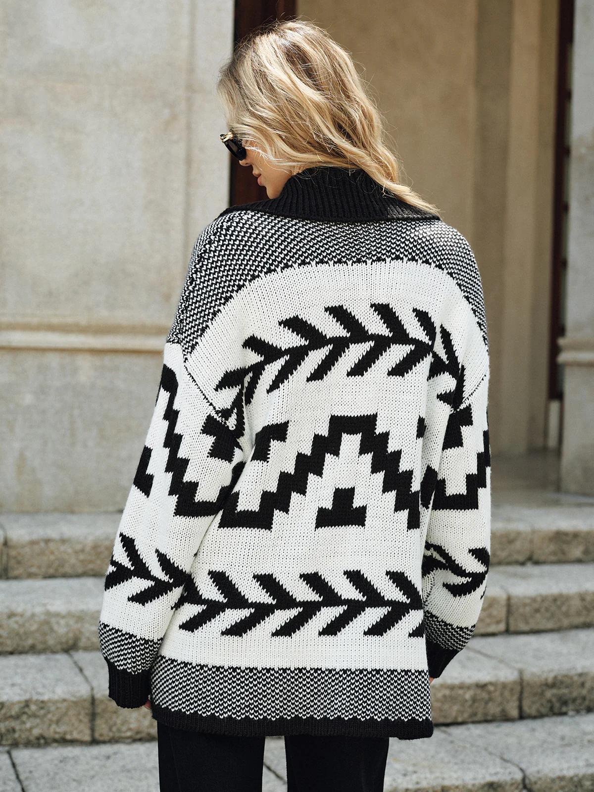 Geometric Pattern Collared Knit Cardigan without Belt - Wholesalesil