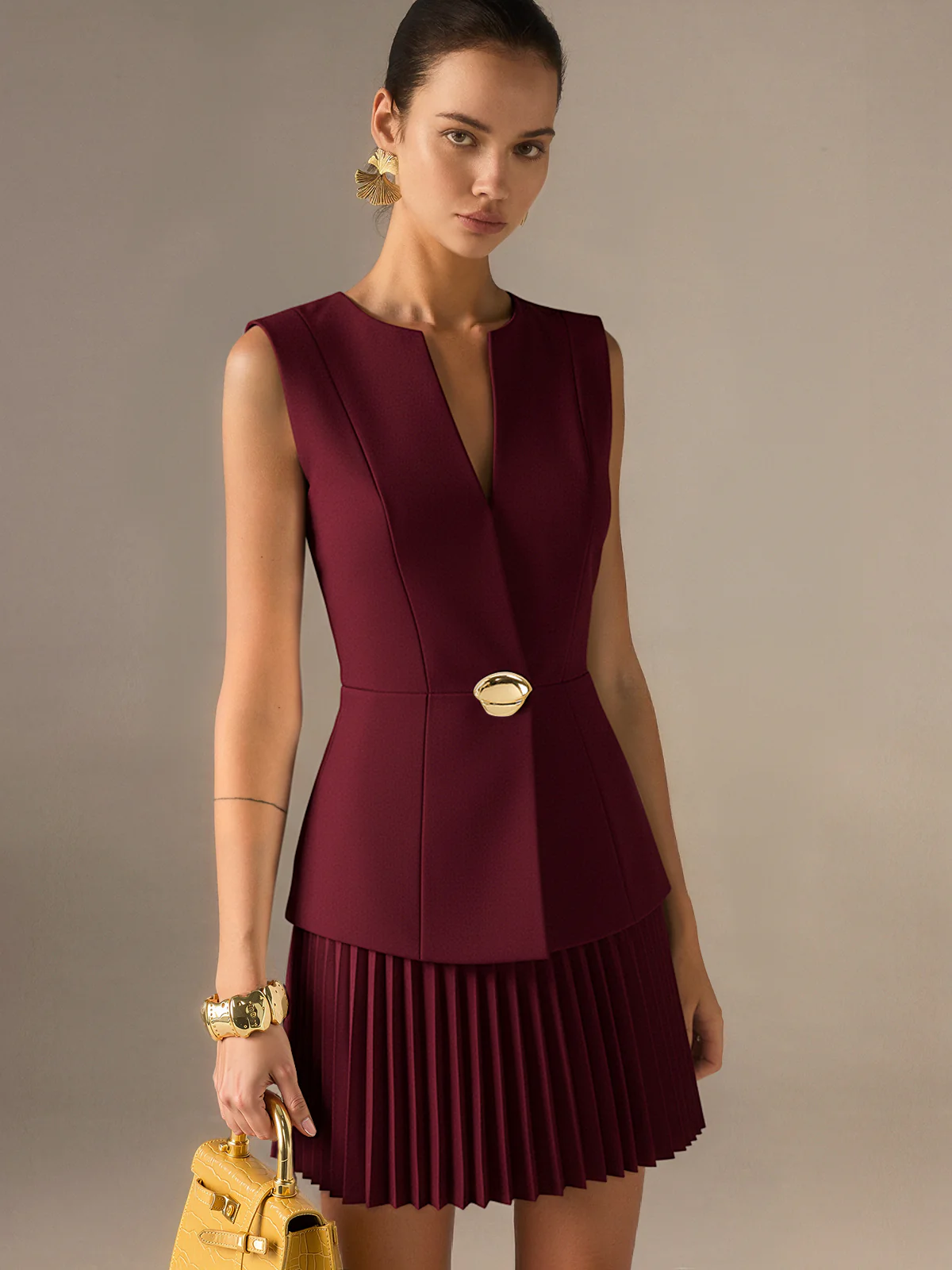 Sleeveless Metal Detail Pleated Mini Dress - Wholesalesil