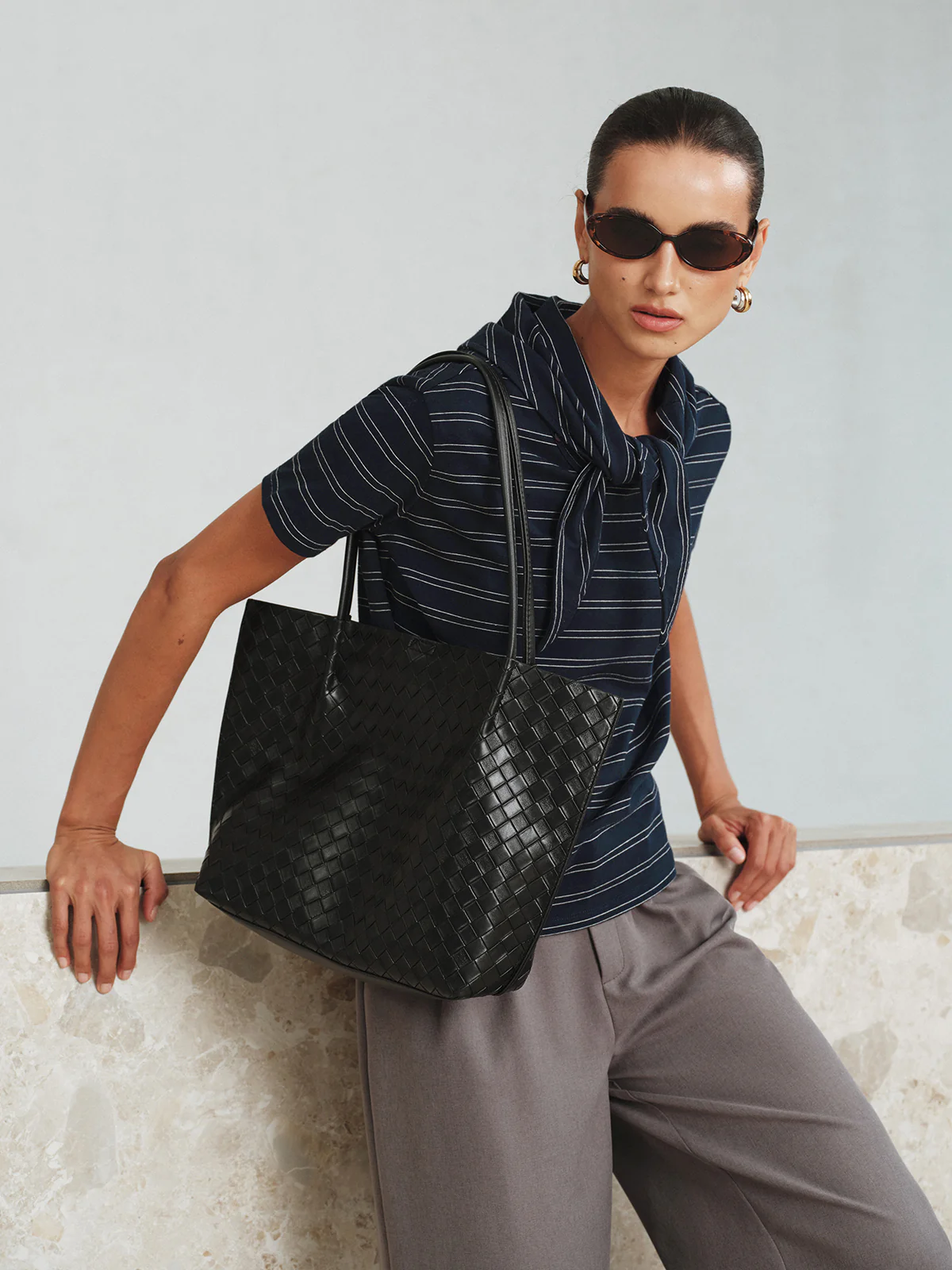 Striped Detachable Scarf Collar T-Shirt - Wholesalesil