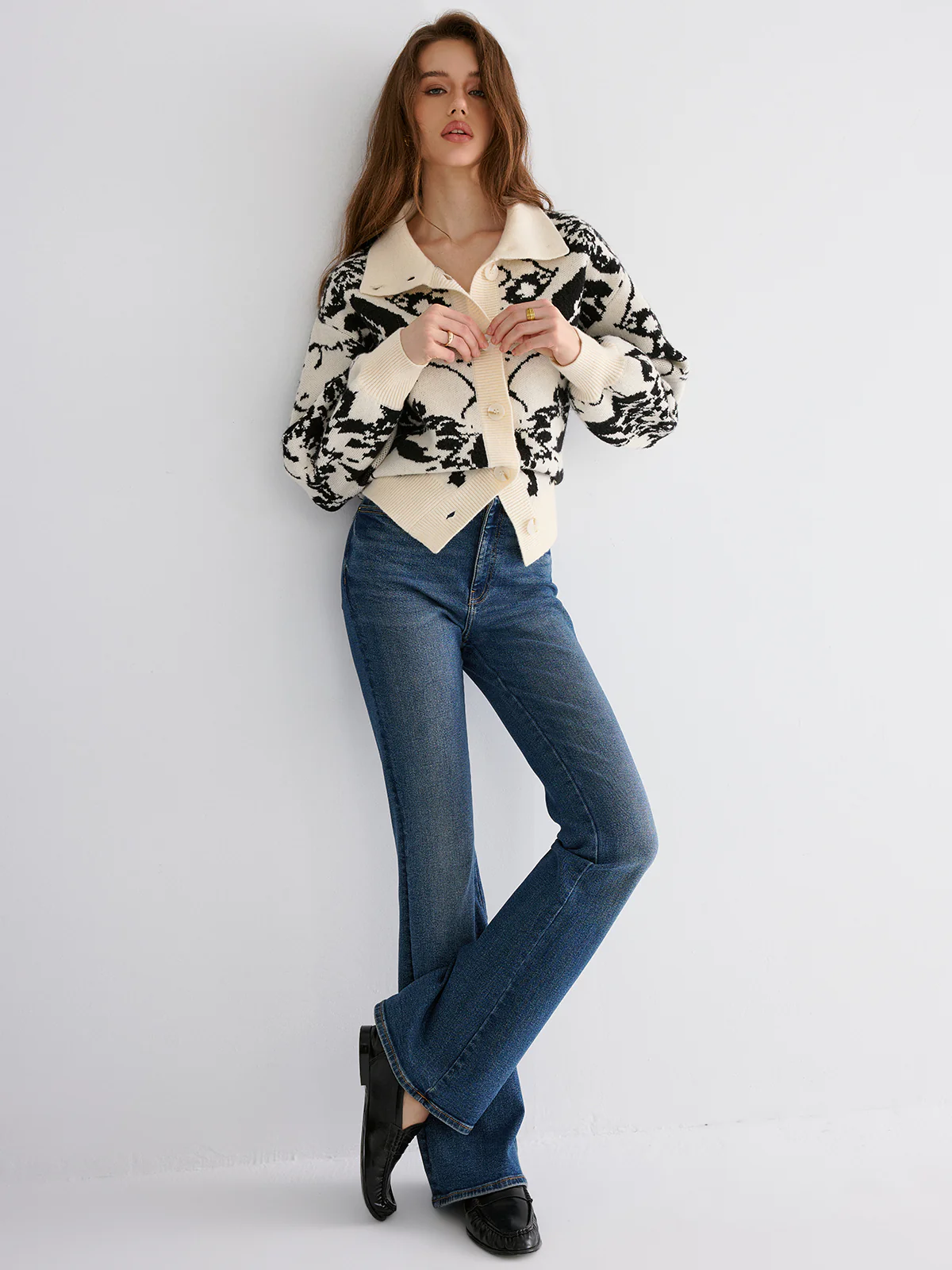 Floral Jacquard Button Cardigan - Wholesalesil