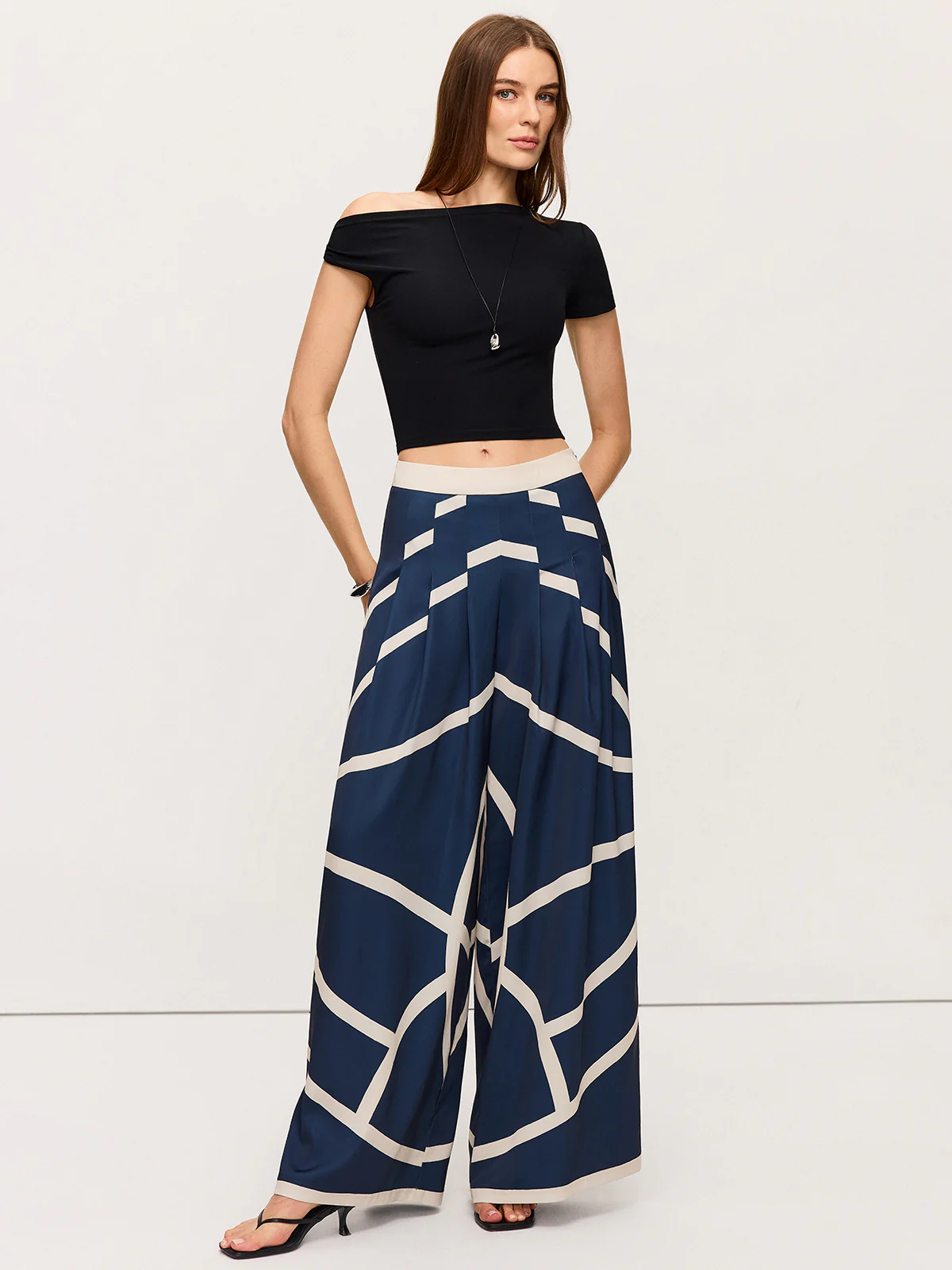 High-Waisted Wide-Leg Striped Pants - Wholesalesil