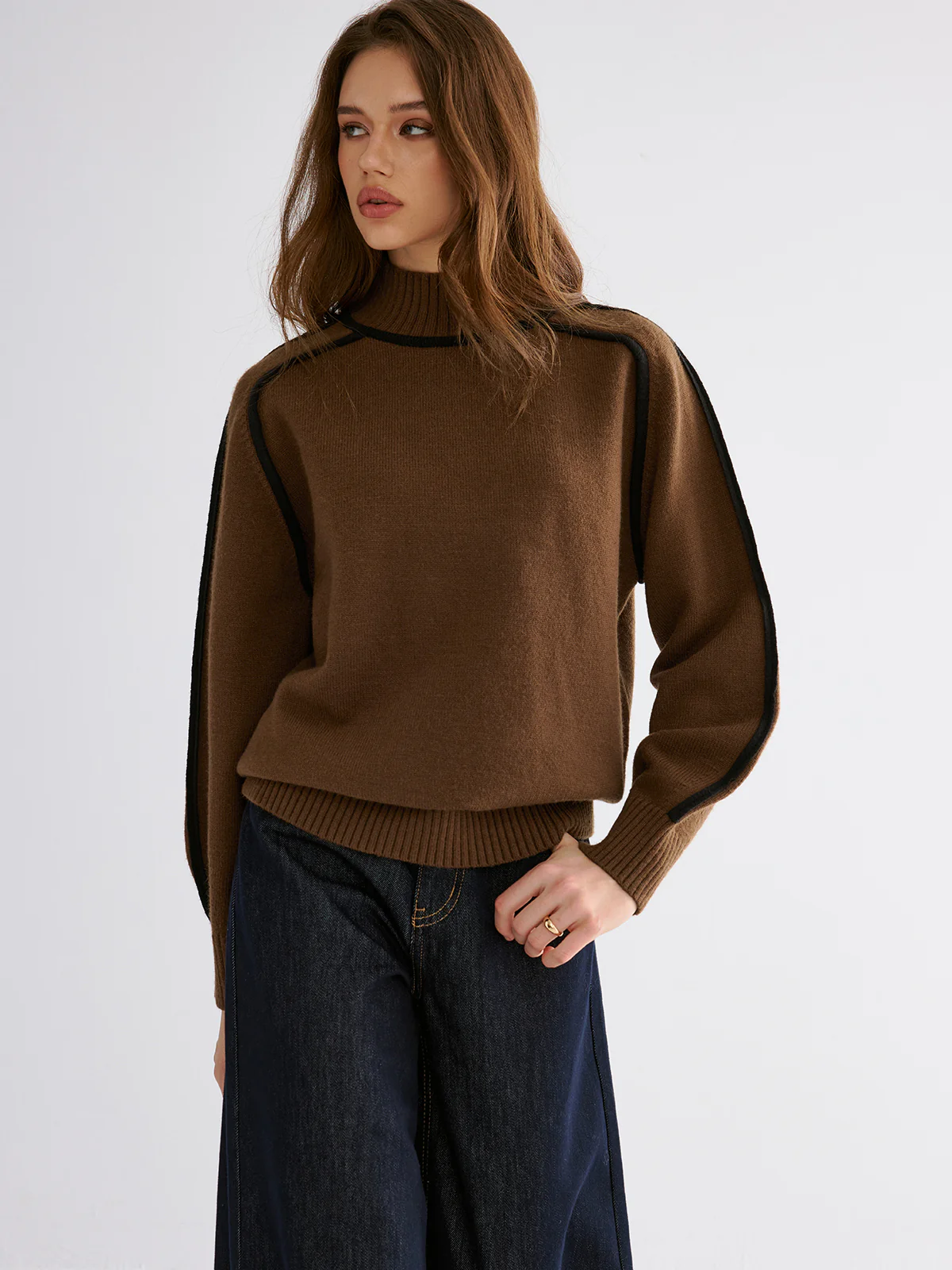 Knit Contrast Binding High Neck Sweater - Wholesalesil