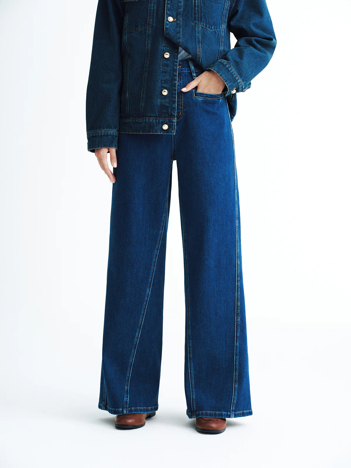 High-Waisted Denim Wide-Leg Jeans - Wholesalesil