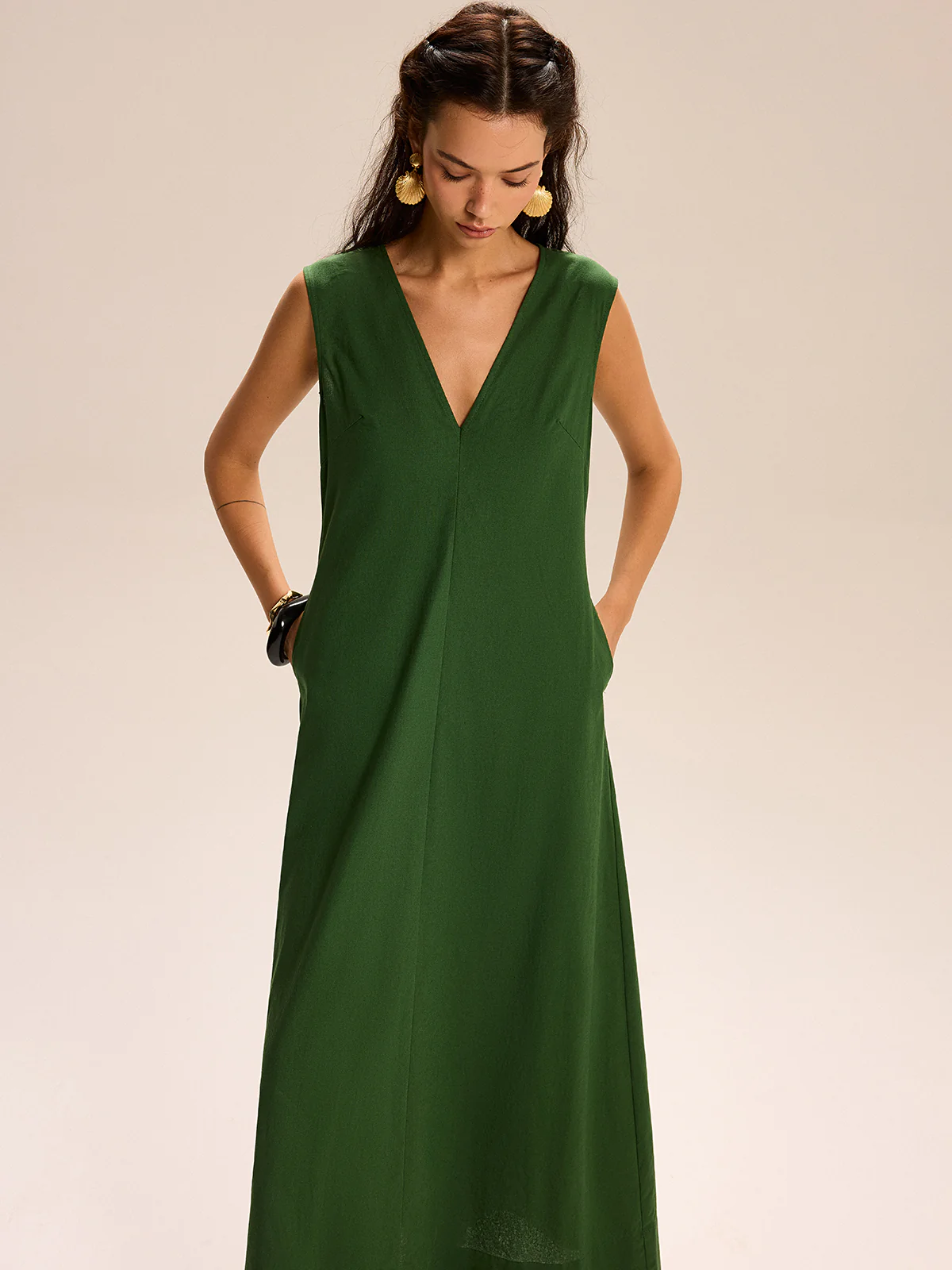 Linen & Cotton Pocketed V-Neck Maxi Dress - Wholesalesil