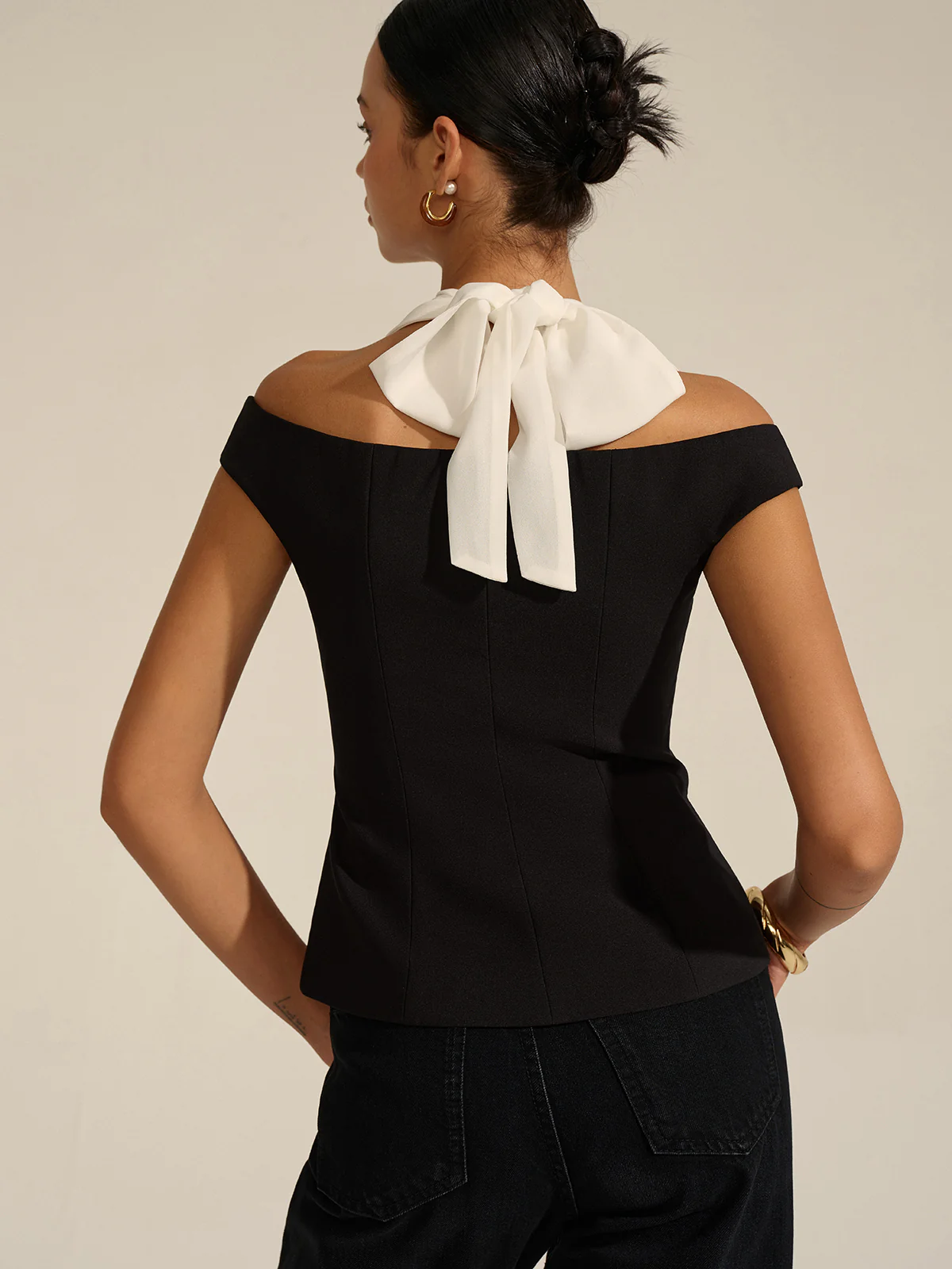 Off-Shoulder Halter Neck Blouse - Wholesalesil