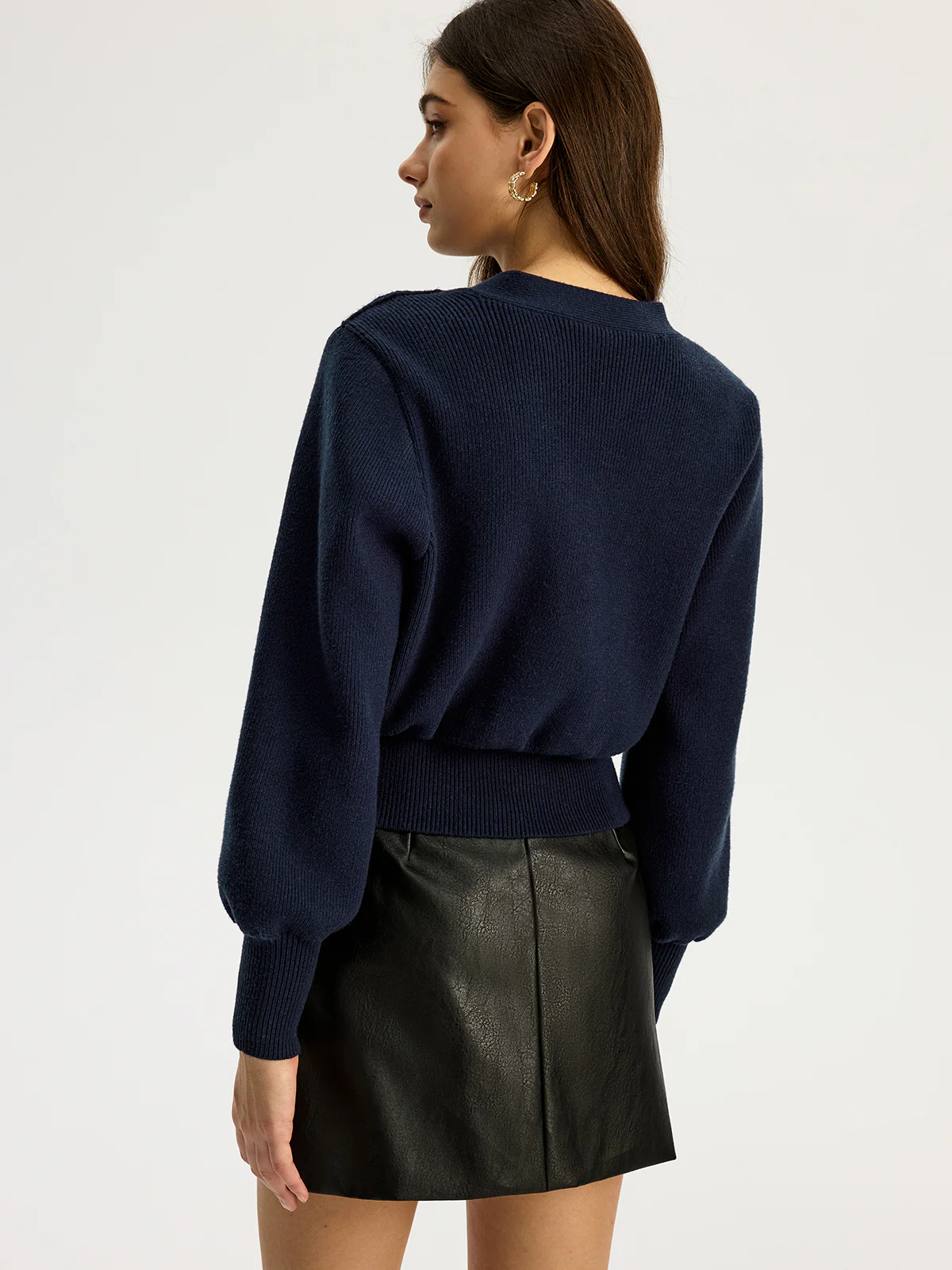 Heart Metal Detail V-Neck Sweater - Wholesalesil