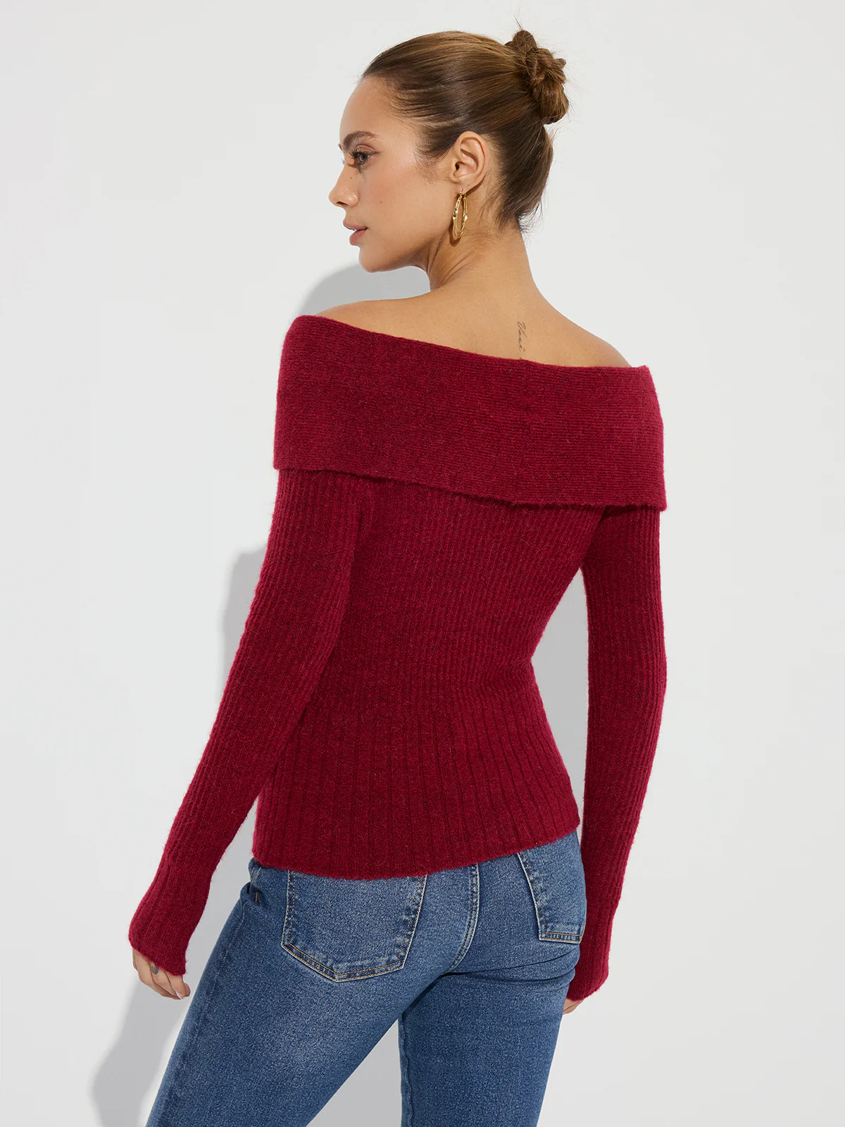 Wool Blend Twisted Off-Shoulder Knit Sweater - Wholesalesil