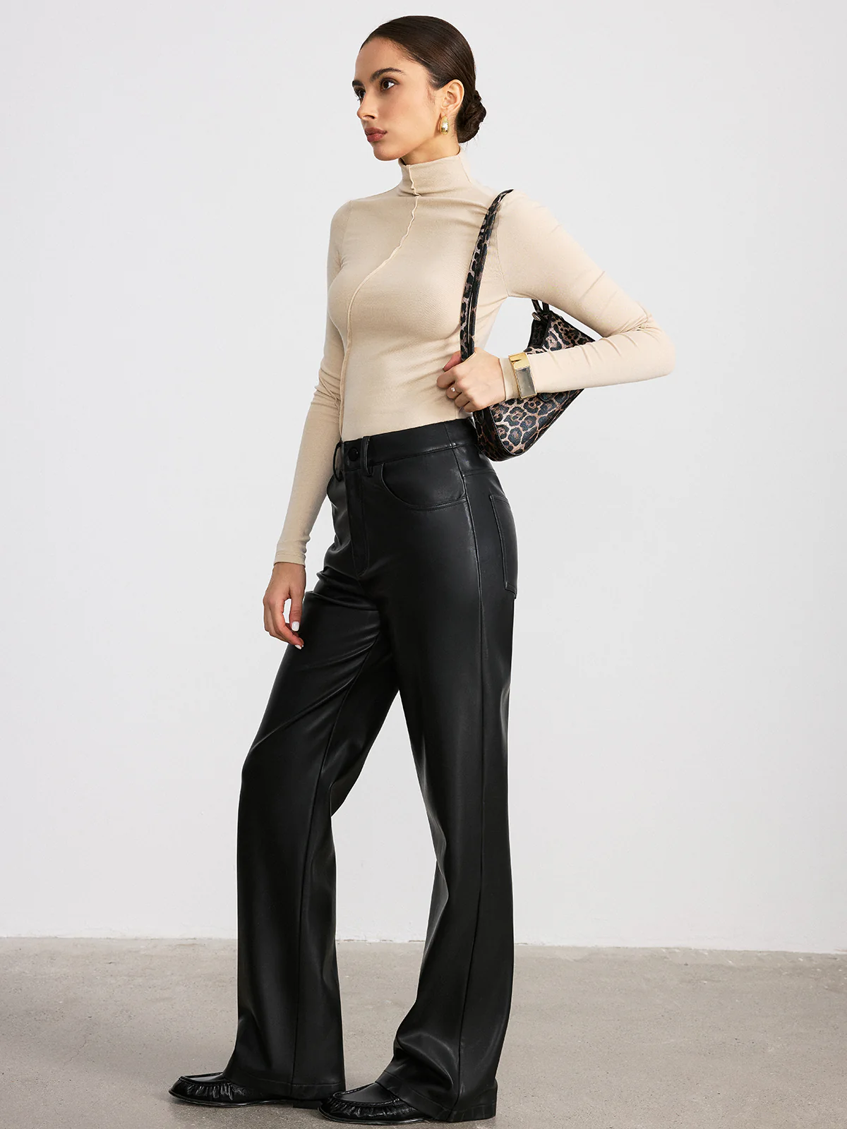 Seam Detail Turtleneck Slim T-Shirt - Wholesalesil