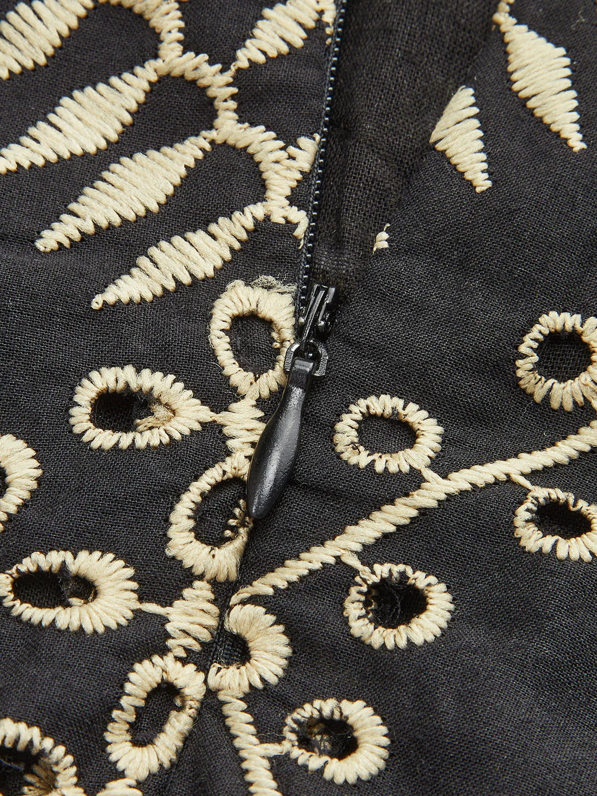 Embroidered Cut-out Maxi Dress - Wholesalesil