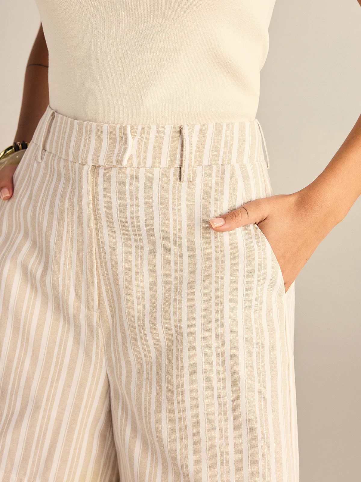 Striped Mid-Waist Shorts - Wholesalesil