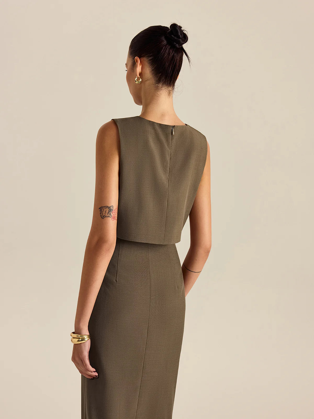 Sleeveless Round-Neck Crop Top - Wholesalesil