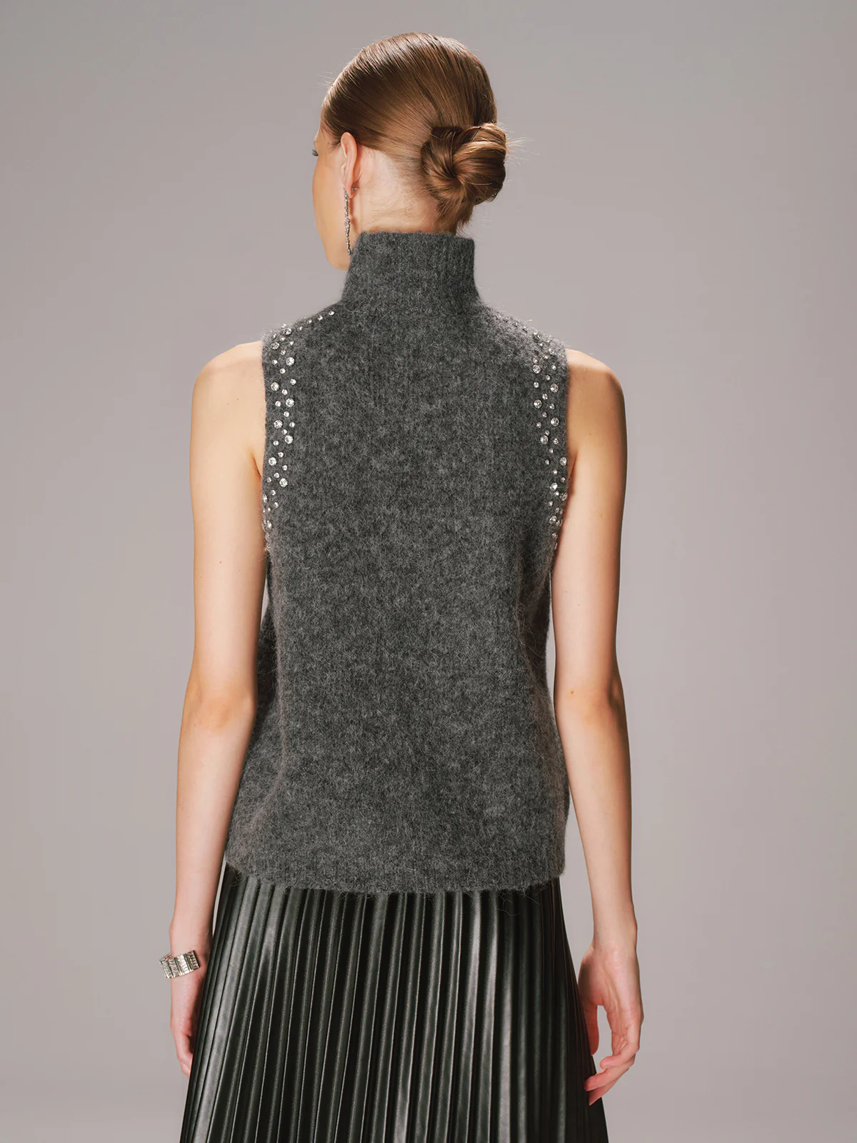 Crystal Embellished Wool-Blend Sweater Vest - Wholesalesil