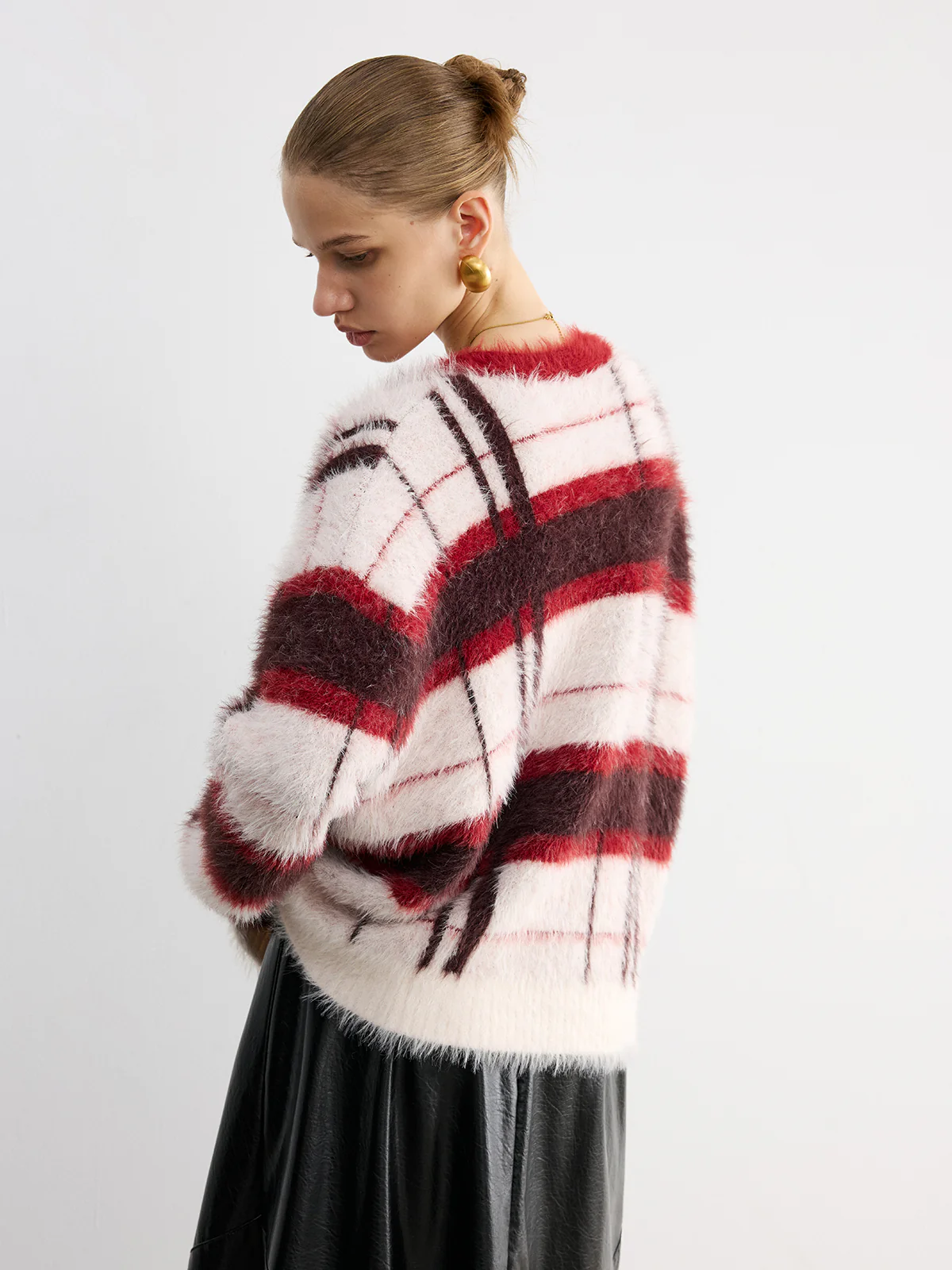 Knit Fluffy Checkered Cardigan - Wholesalesil