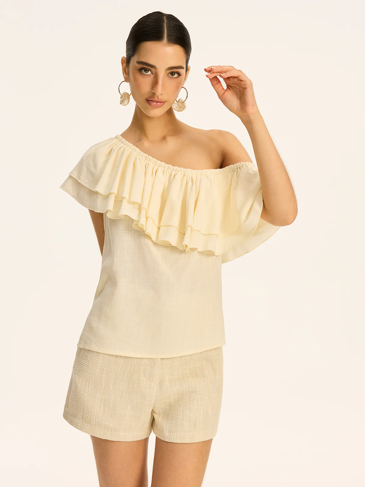 Cotton & Linen One-Shoulder Ruffled Top - Wholesalesil