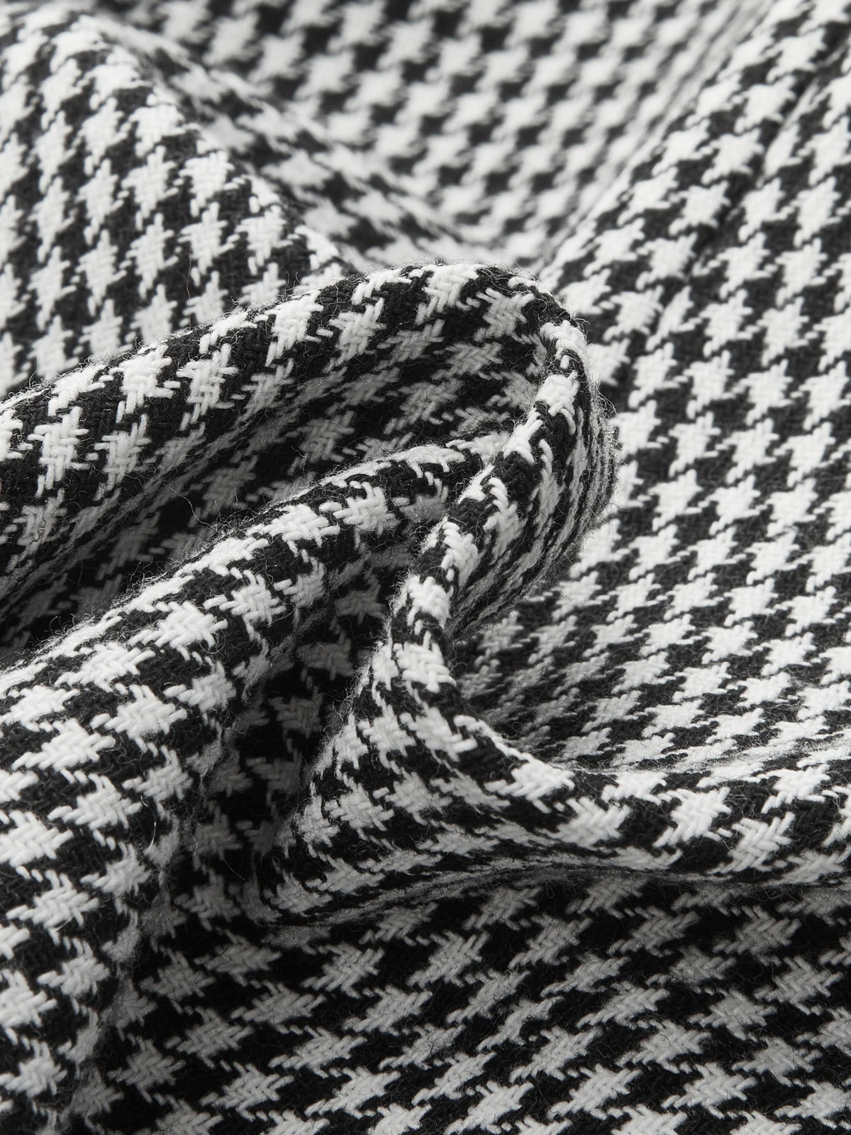 Houndstooth Tweed Double-Breasted Mini Skirt - Wholesalesil