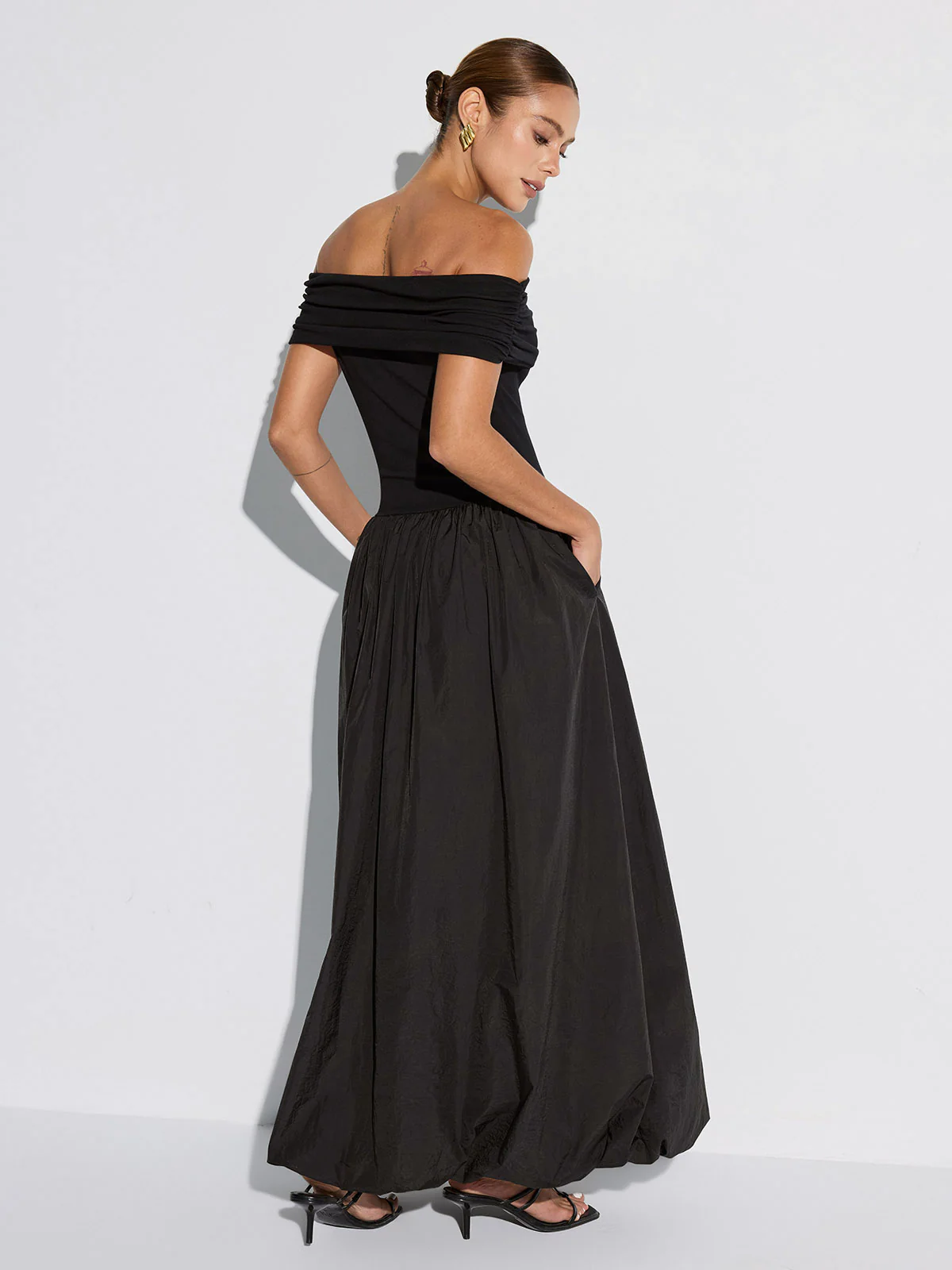 Off-Shoulder Pocket Maxi Dress - Wholesalesil