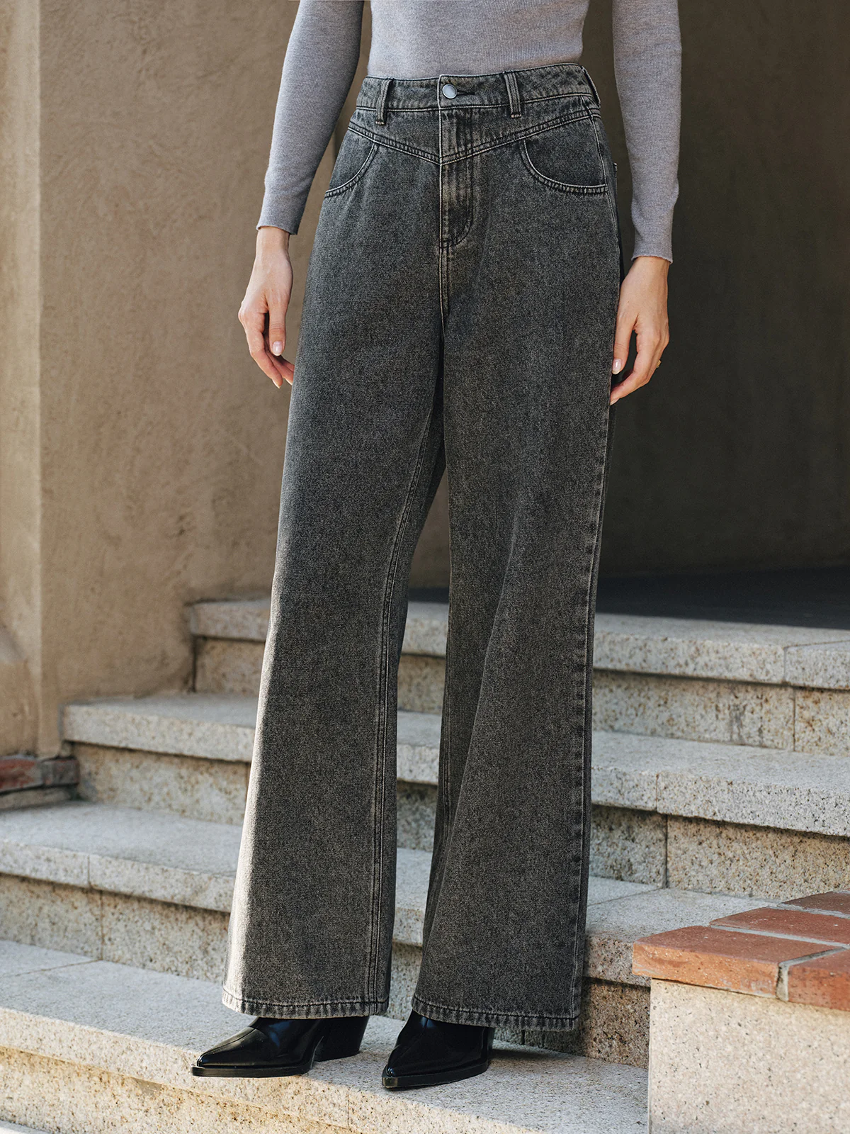 High-Waisted Washed Denim Pants - Wholesalesil