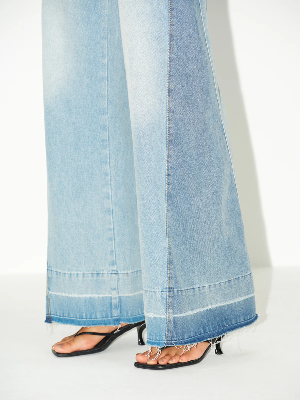 Contrast Panel Wide-Leg Jeans - Wholesalesil
