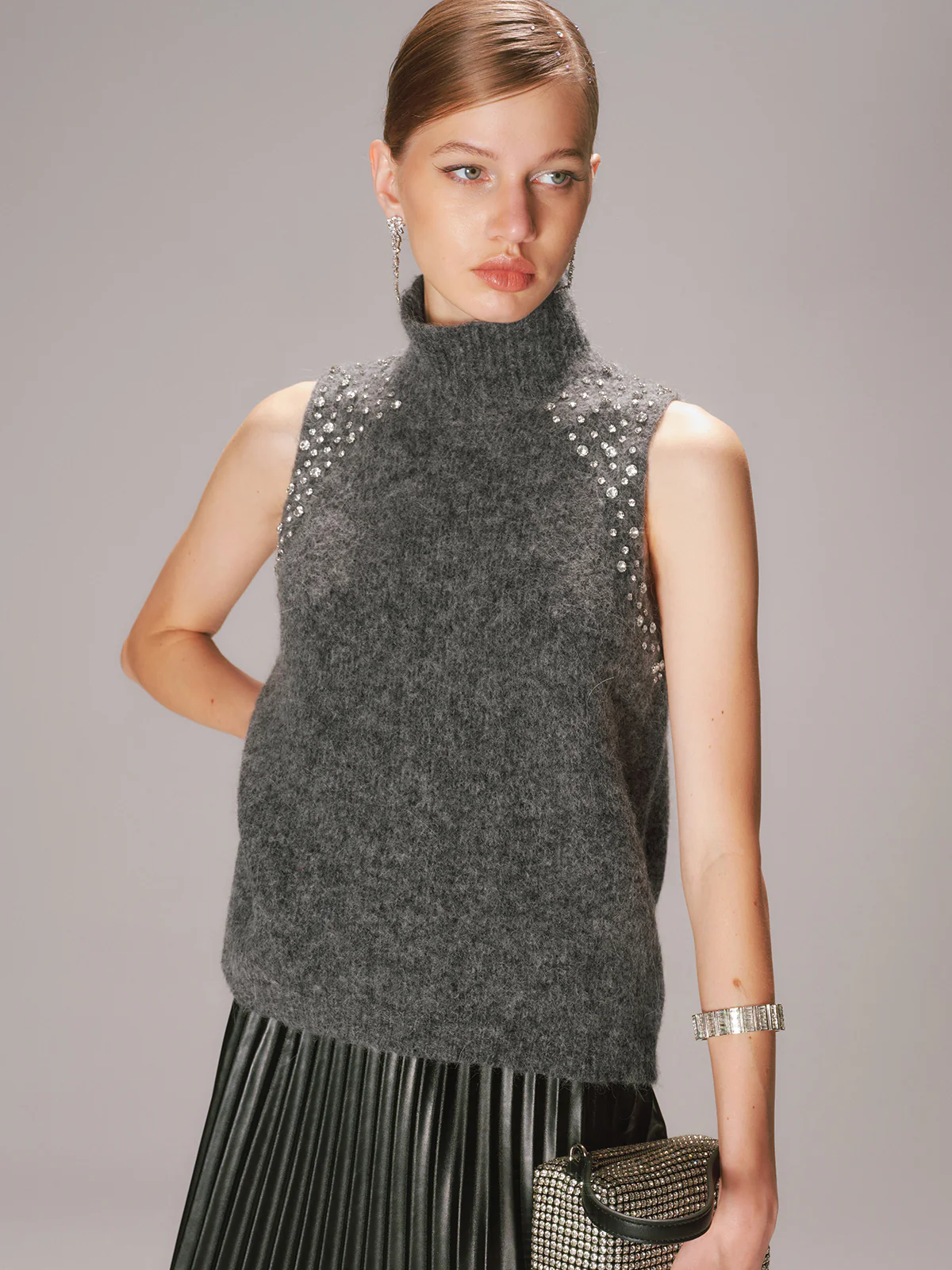 Crystal Embellished Wool-Blend Sweater Vest - Wholesalesil
