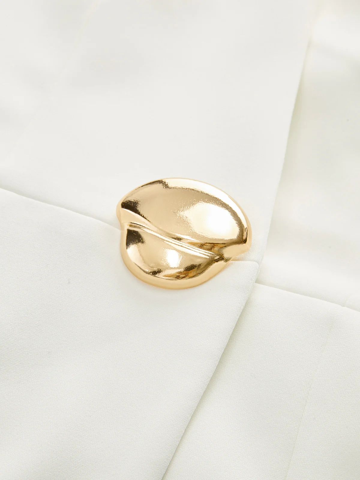 Sleeveless Metal Detail Pleated Mini Dress - Wholesalesil