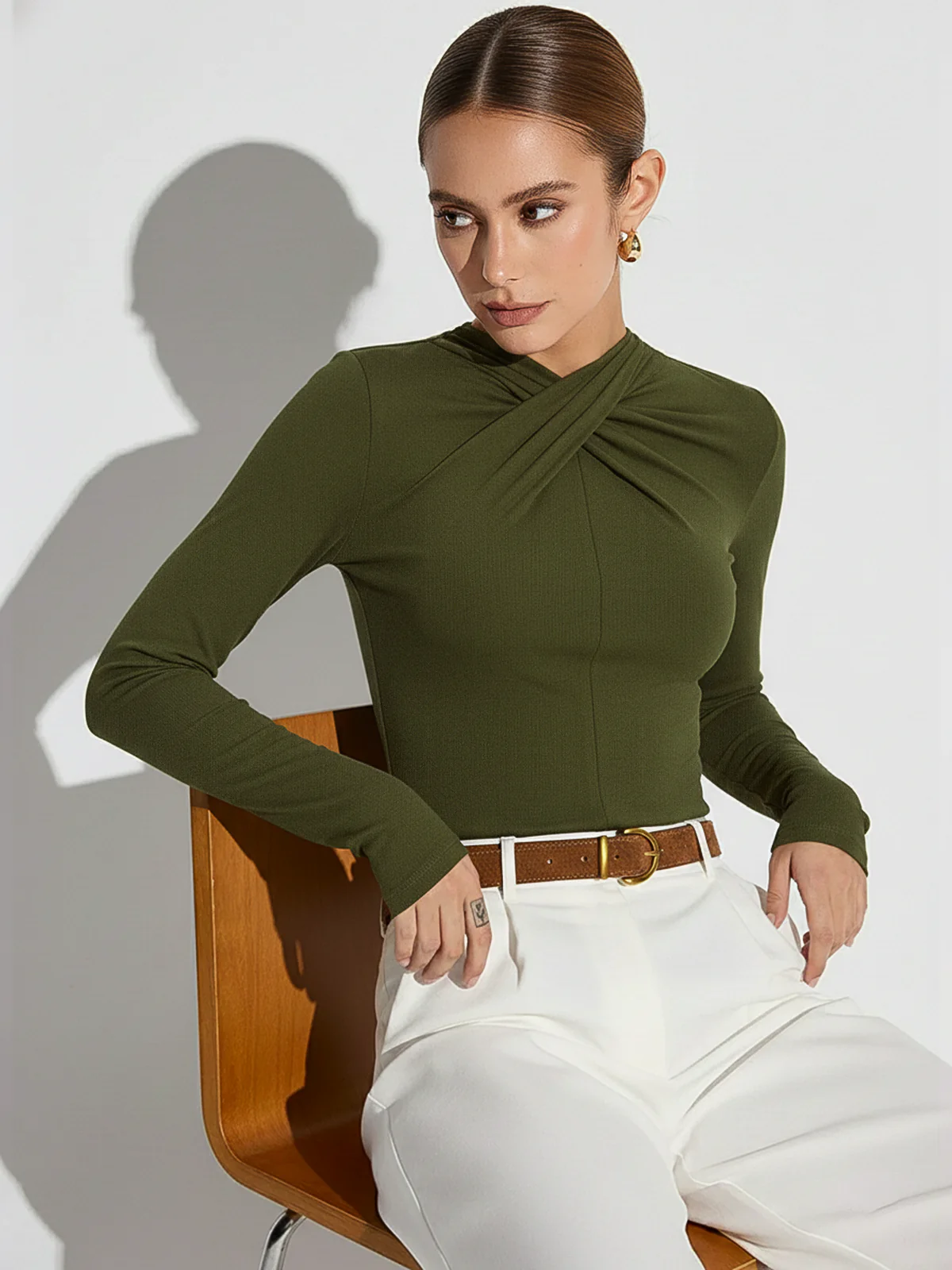 Twisted Front Detail Long Sleeve Knit Top - Wholesalesil