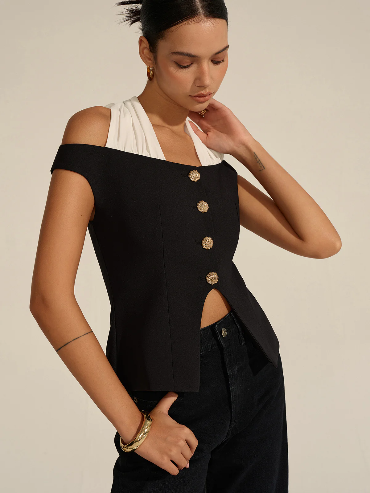 Off-Shoulder Halter Neck Blouse - Wholesalesil