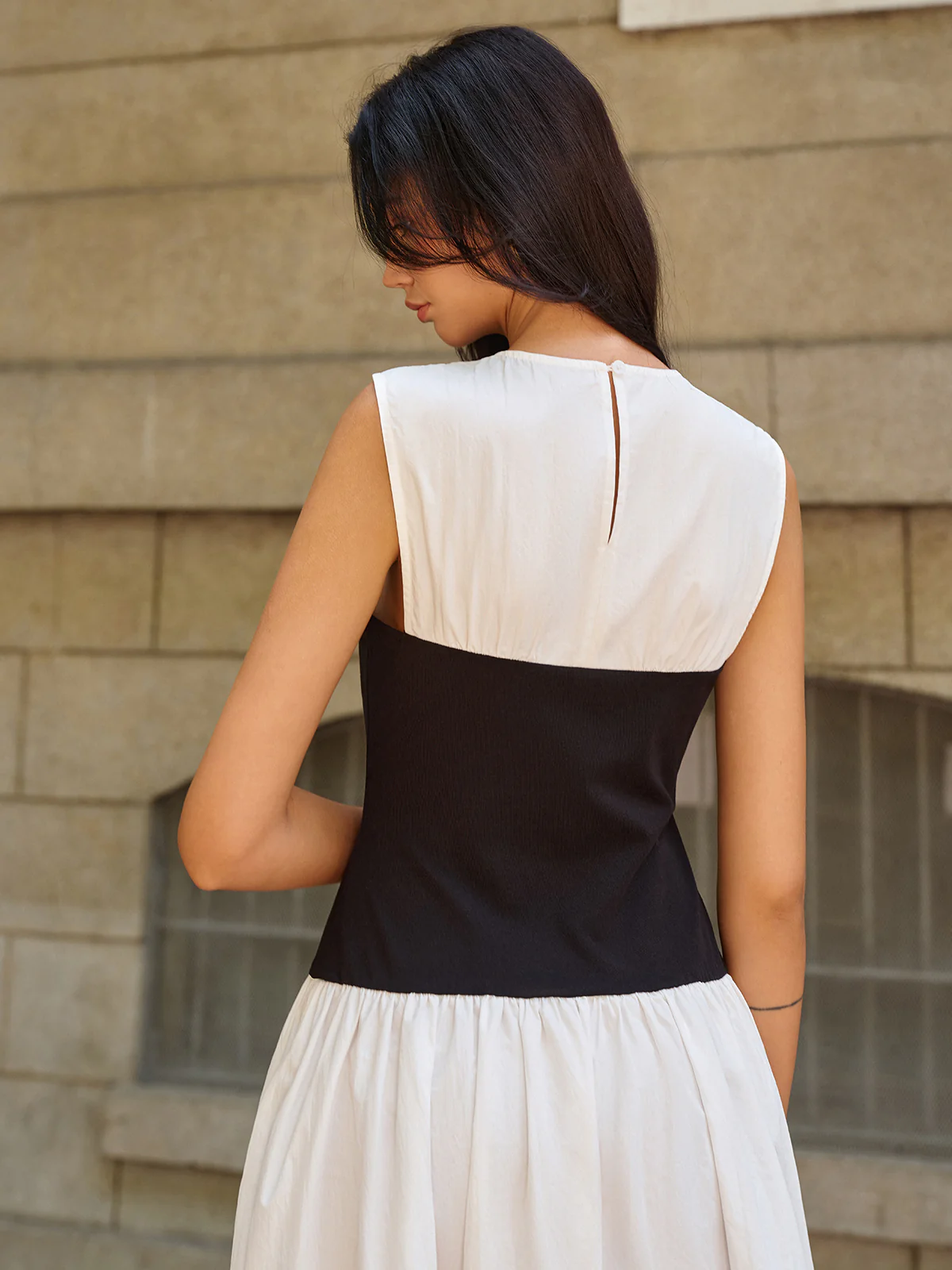 Sleeveless Color-Block Maxi Dress - Wholesalesil