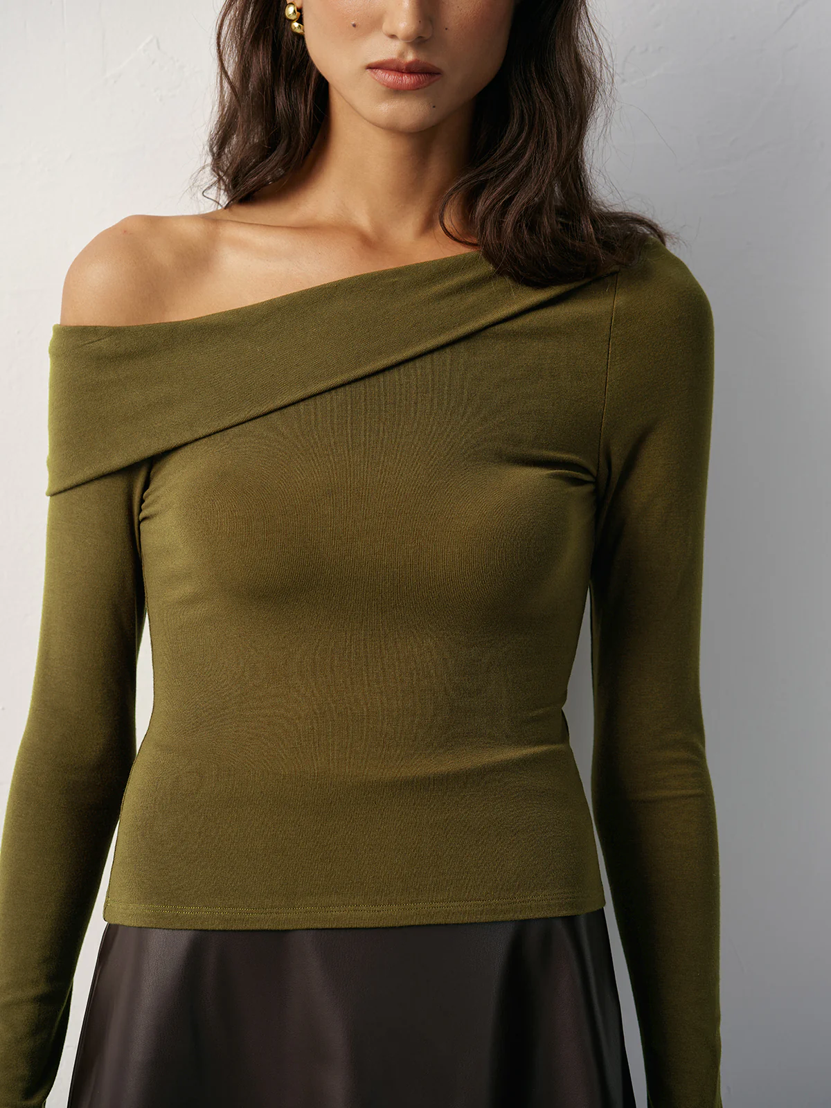 One-Shoulder Long Sleeve T-Shirt - Wholesalesil