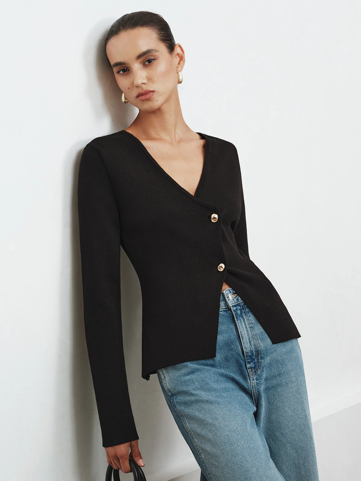 Asymmetric Buttoned Knit Cardigan - Wholesalesil