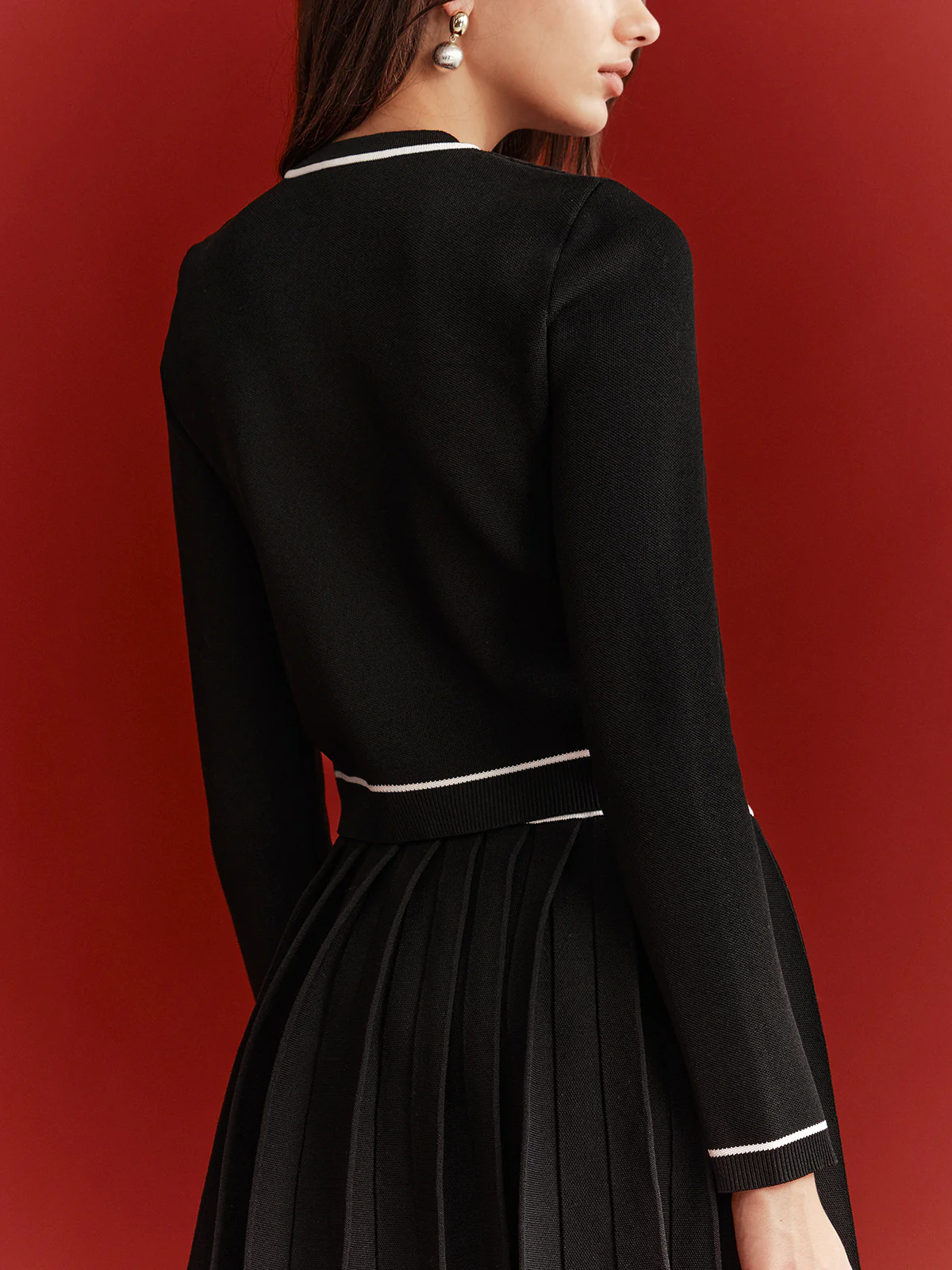 Contrast Trim Cropped Cardigan - Wholesalesil