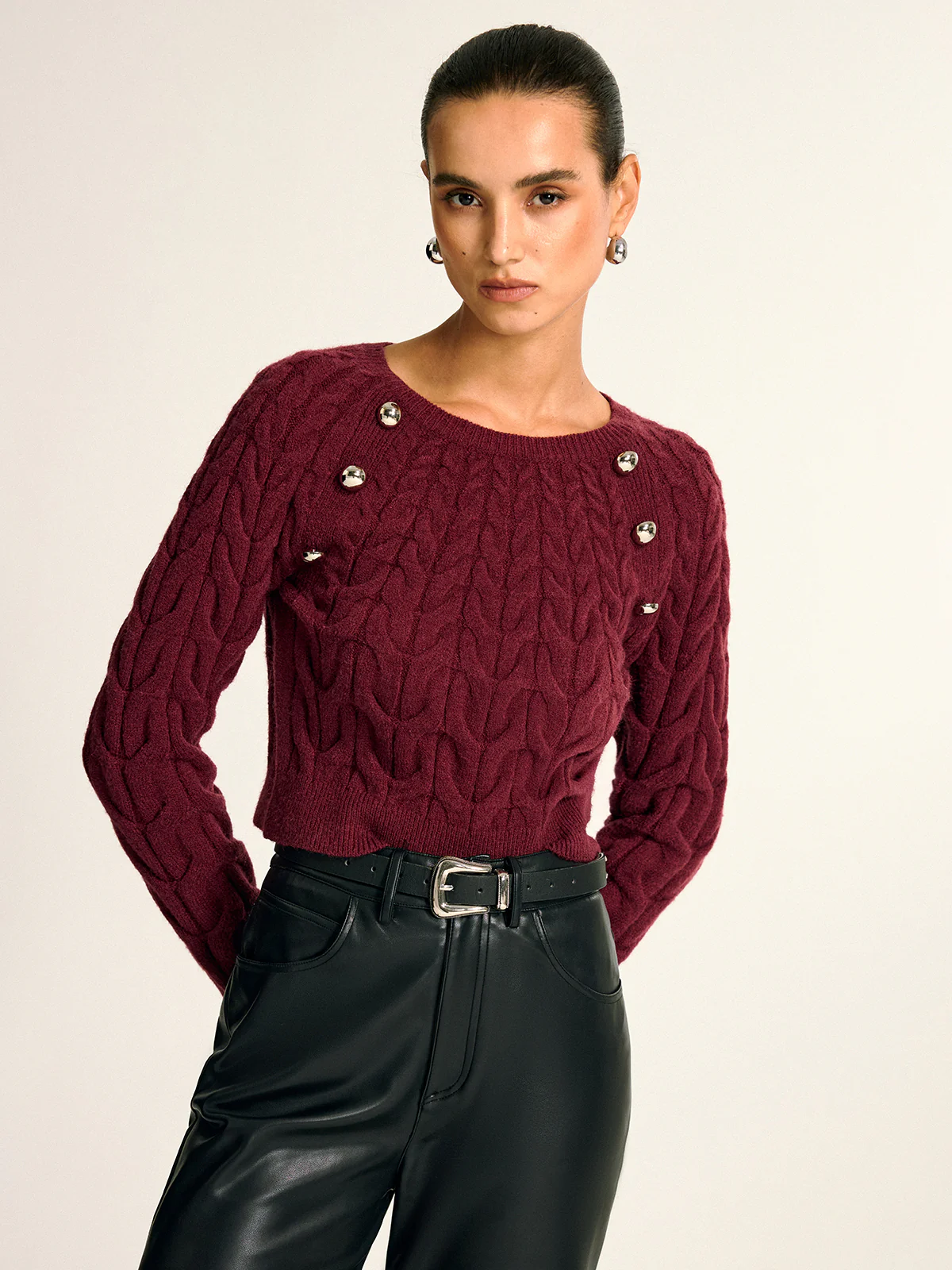 Metal Detail Cable Knit Round Neck Sweater - Wholesalesil