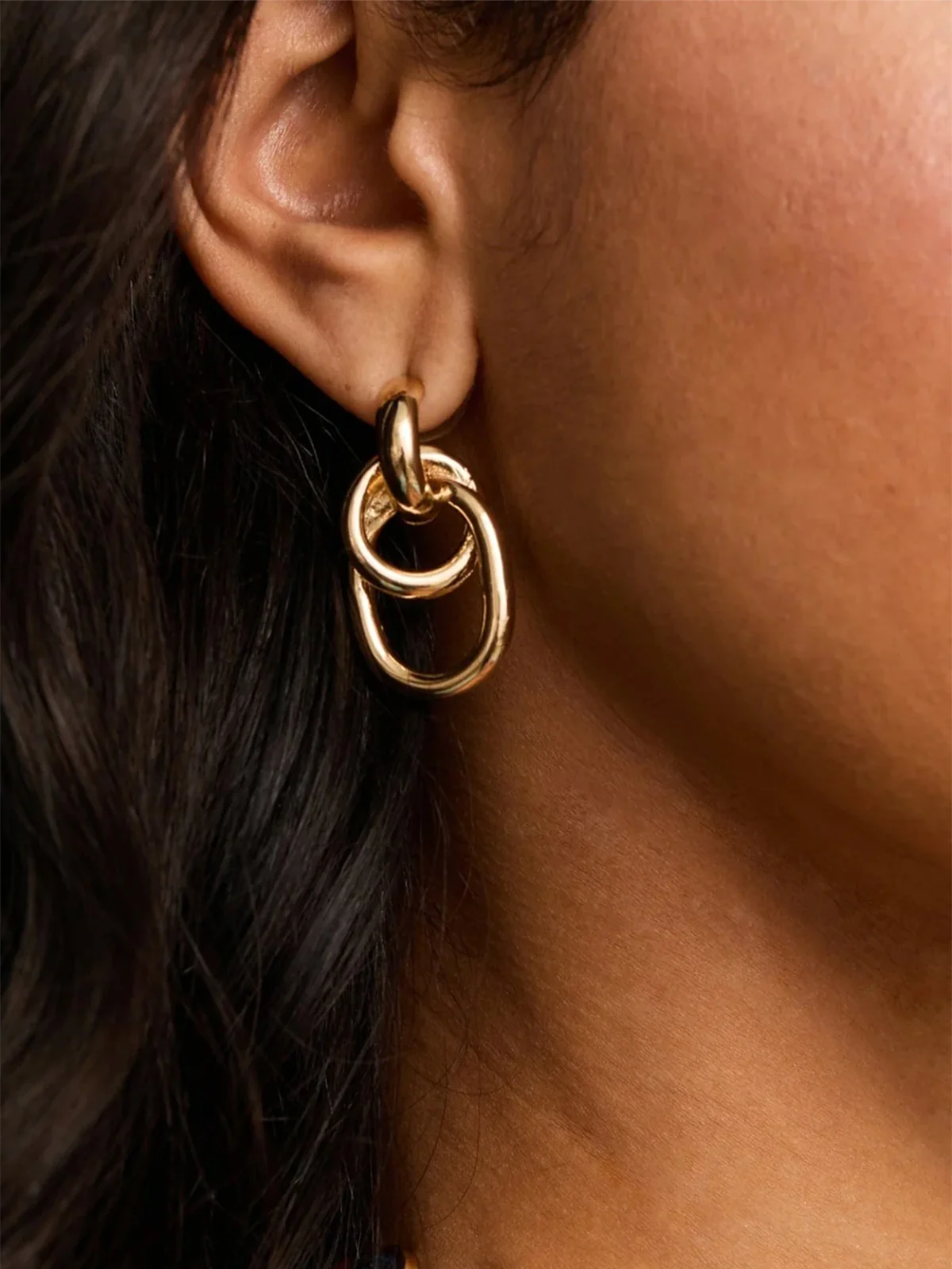 Gold-Tone Interlocking Hoop Earrings - Wholesalesil