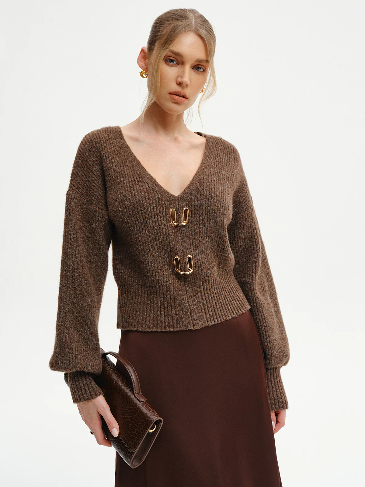 Wool-Blend V-Neck Sweater - Wholesalesil