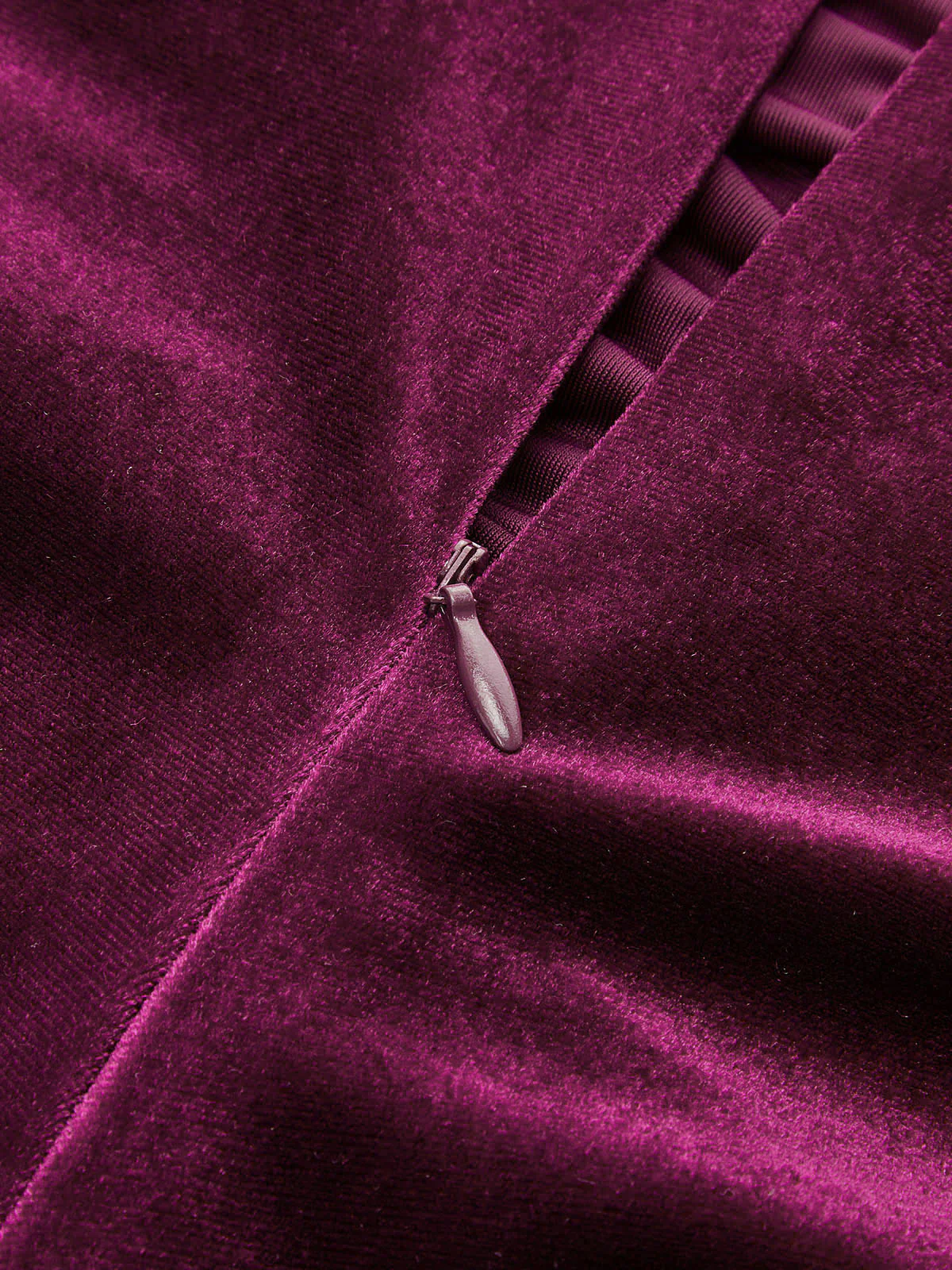 Velvet Ruched Long-Sleeve Bodysuit - Wholesalesil